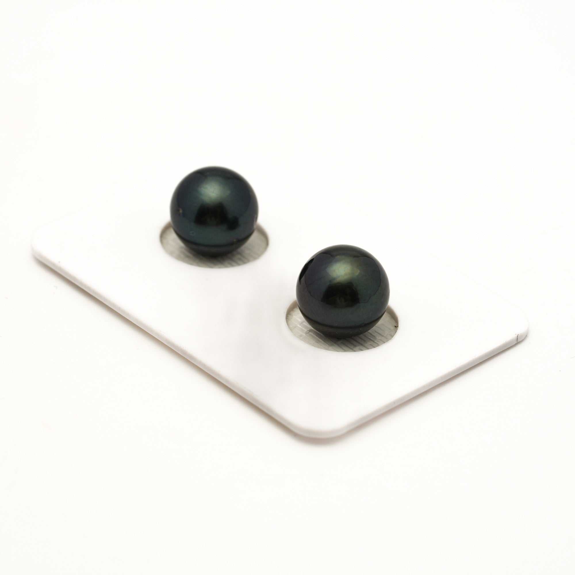 Tahitian Pearls CMWPEARLS