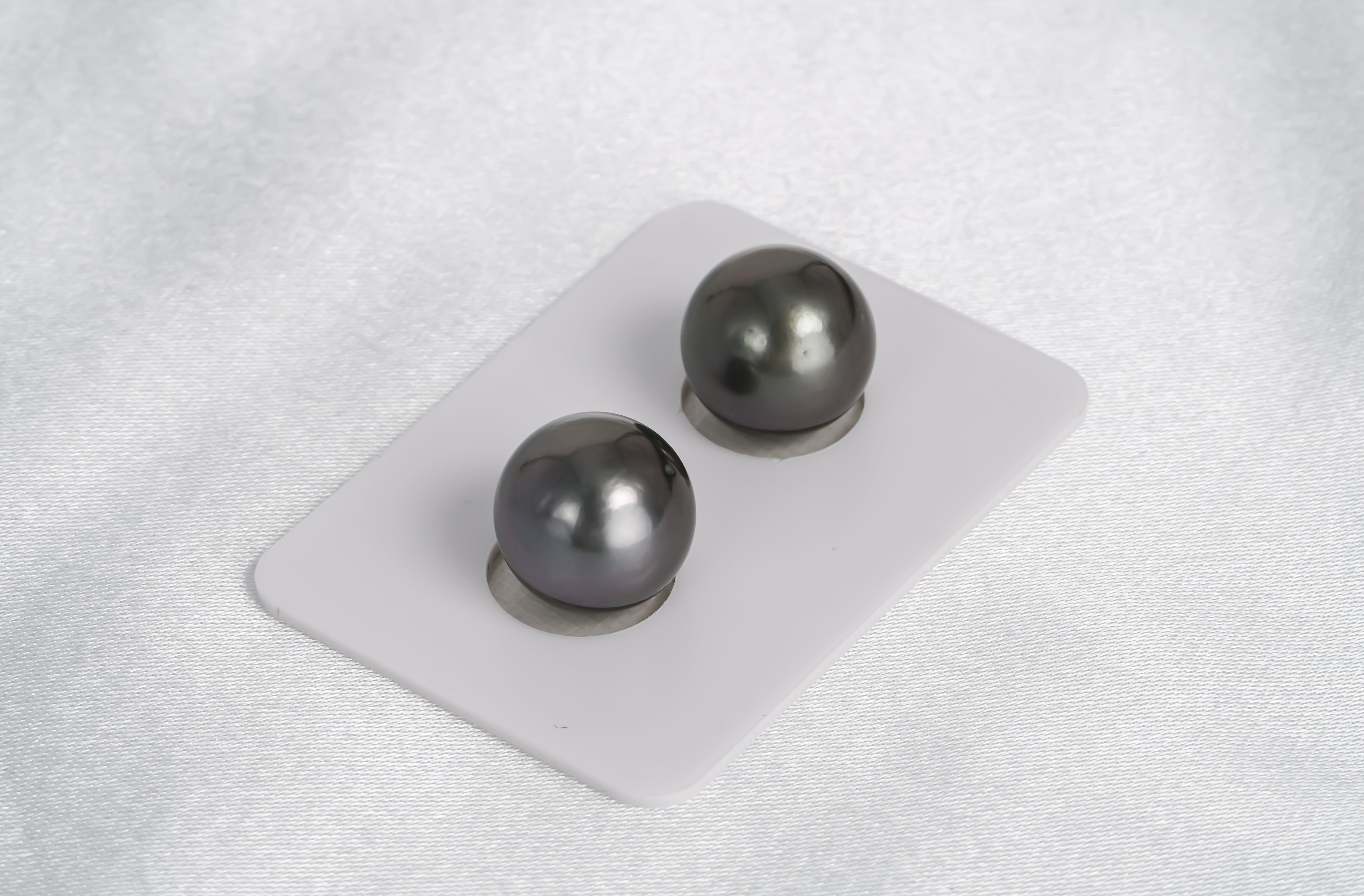Dark Matched Pair - Round 12mm AA quality Tahitian Pearl - Loose Pearl jewelry wholesale