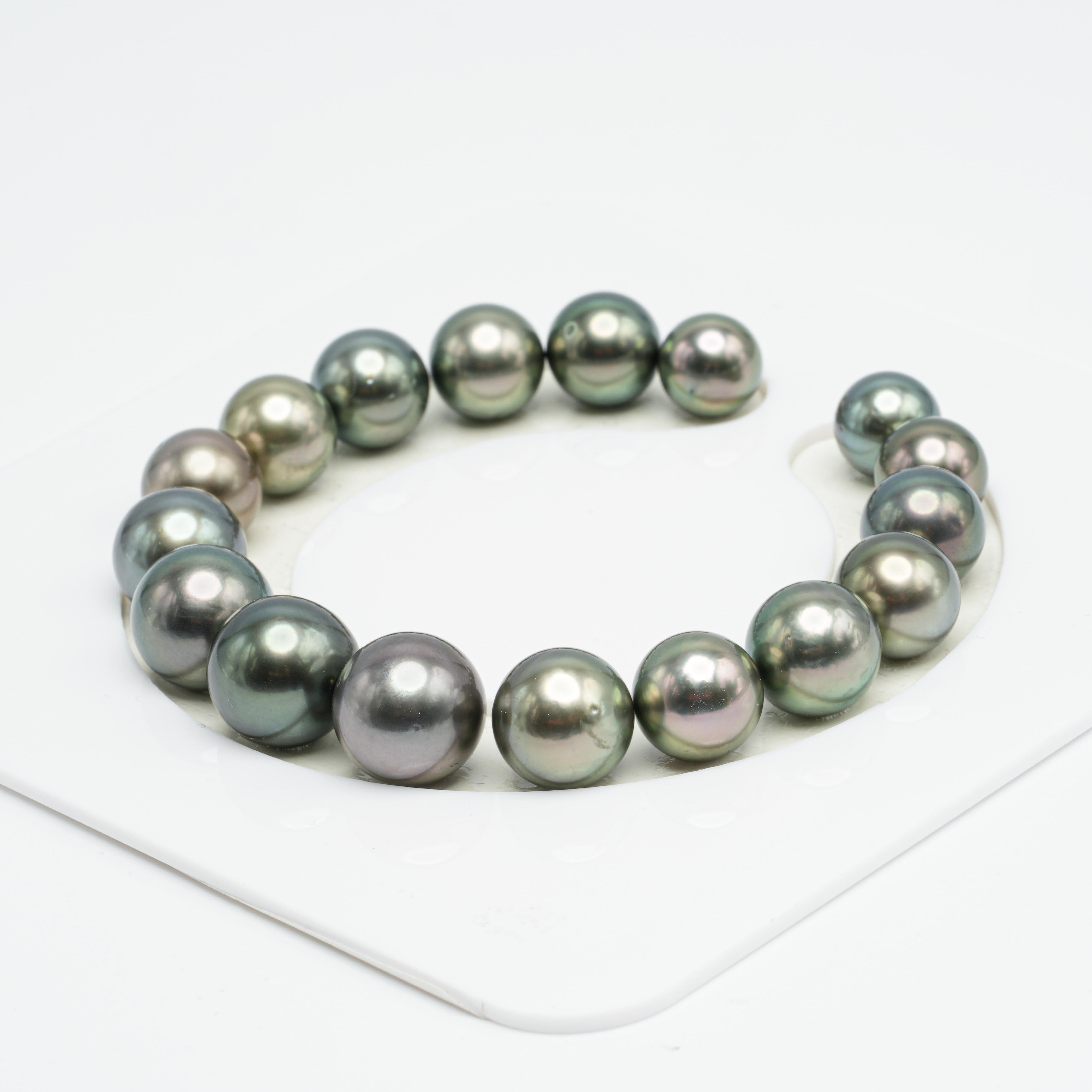 17pcs Green Mix 8-11mm - RSR AAA/AA Quality Tahitian Pearl Bracelet BR1641
