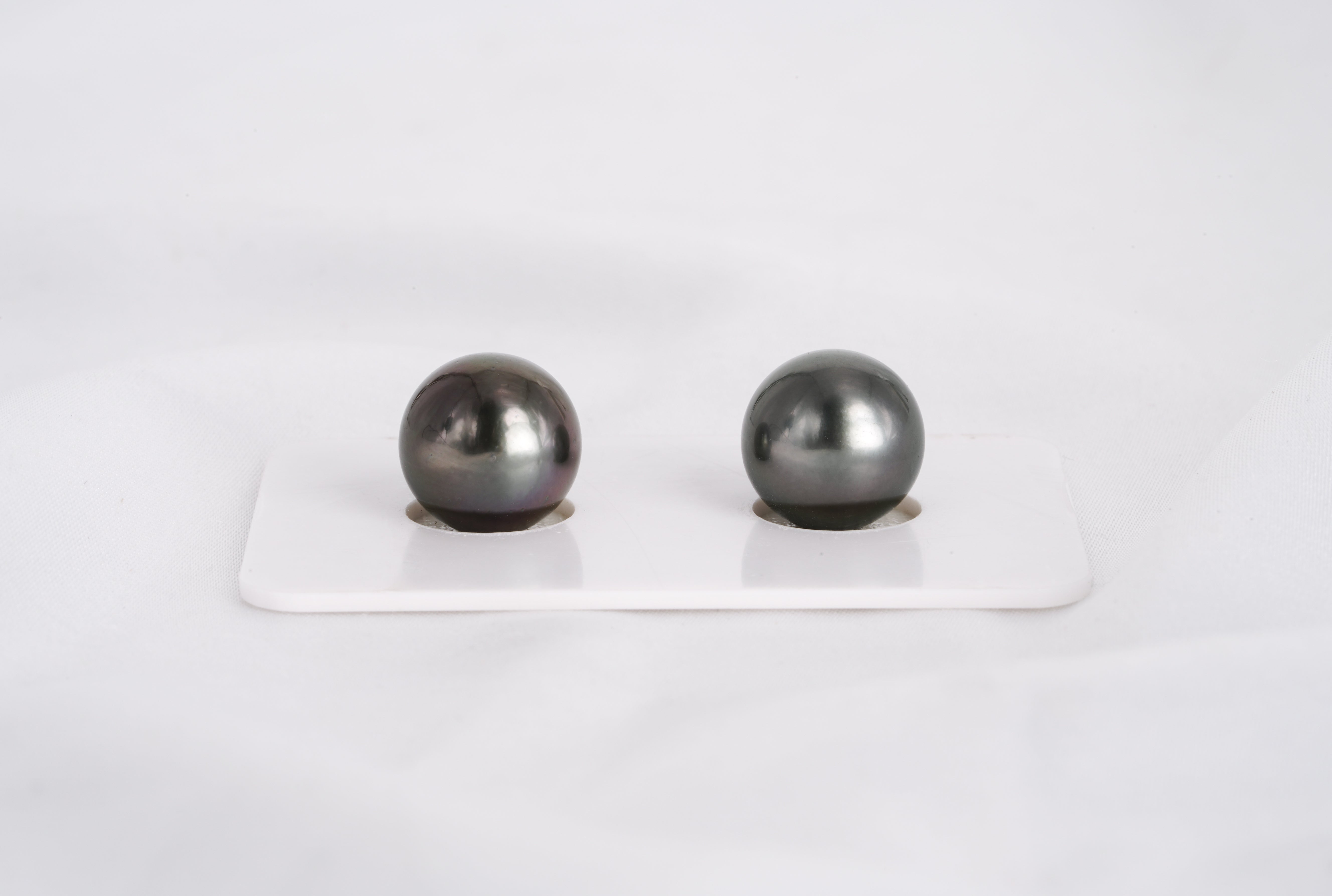 Dark Green Matched Pair - Round 11.1mm AAA quality Tahitian Pearl - Loose Pearl jewelry wholesale