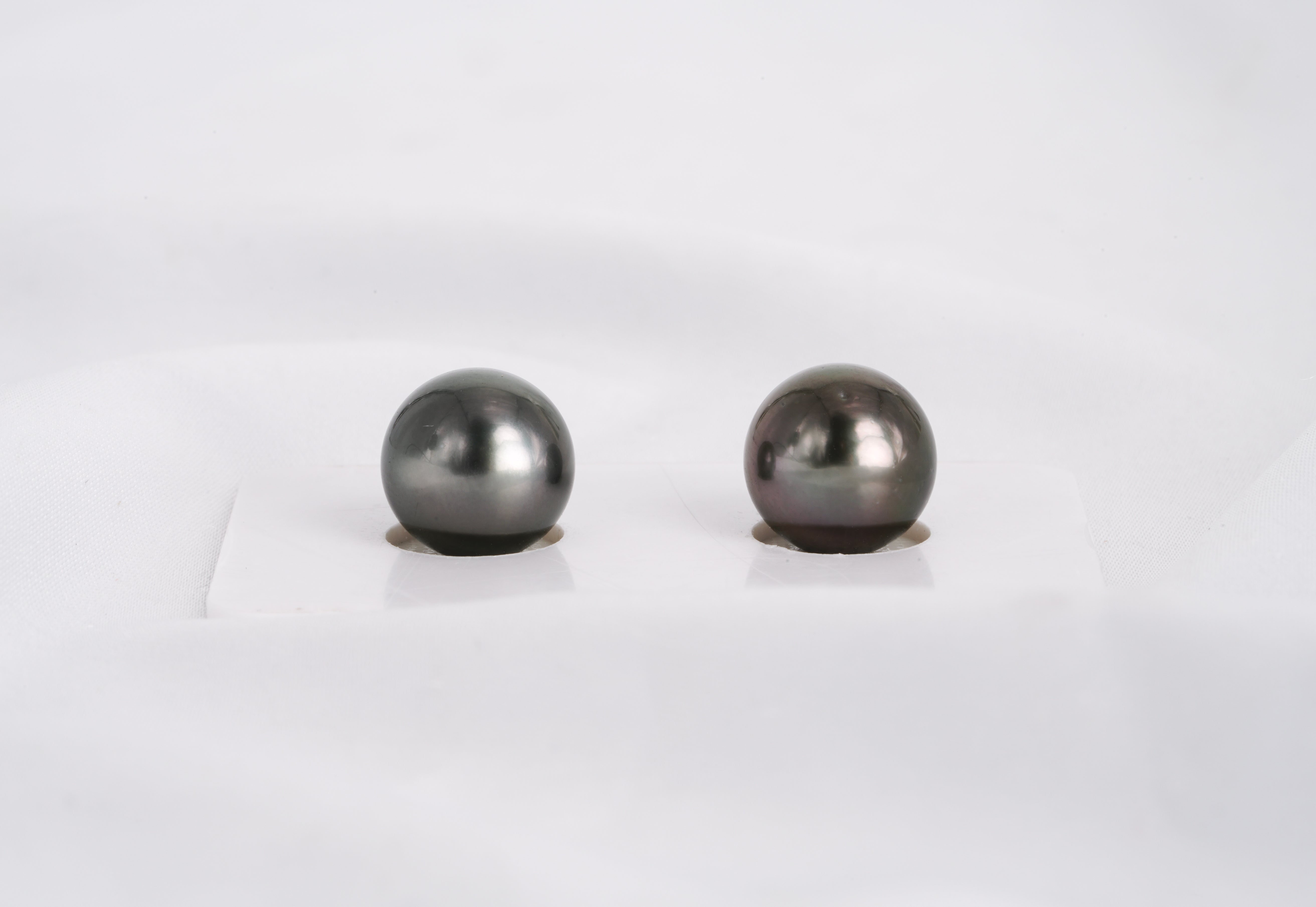 Dark Green Matched Pair - Round 11.1mm AAA quality Tahitian Pearl - Loose Pearl jewelry wholesale