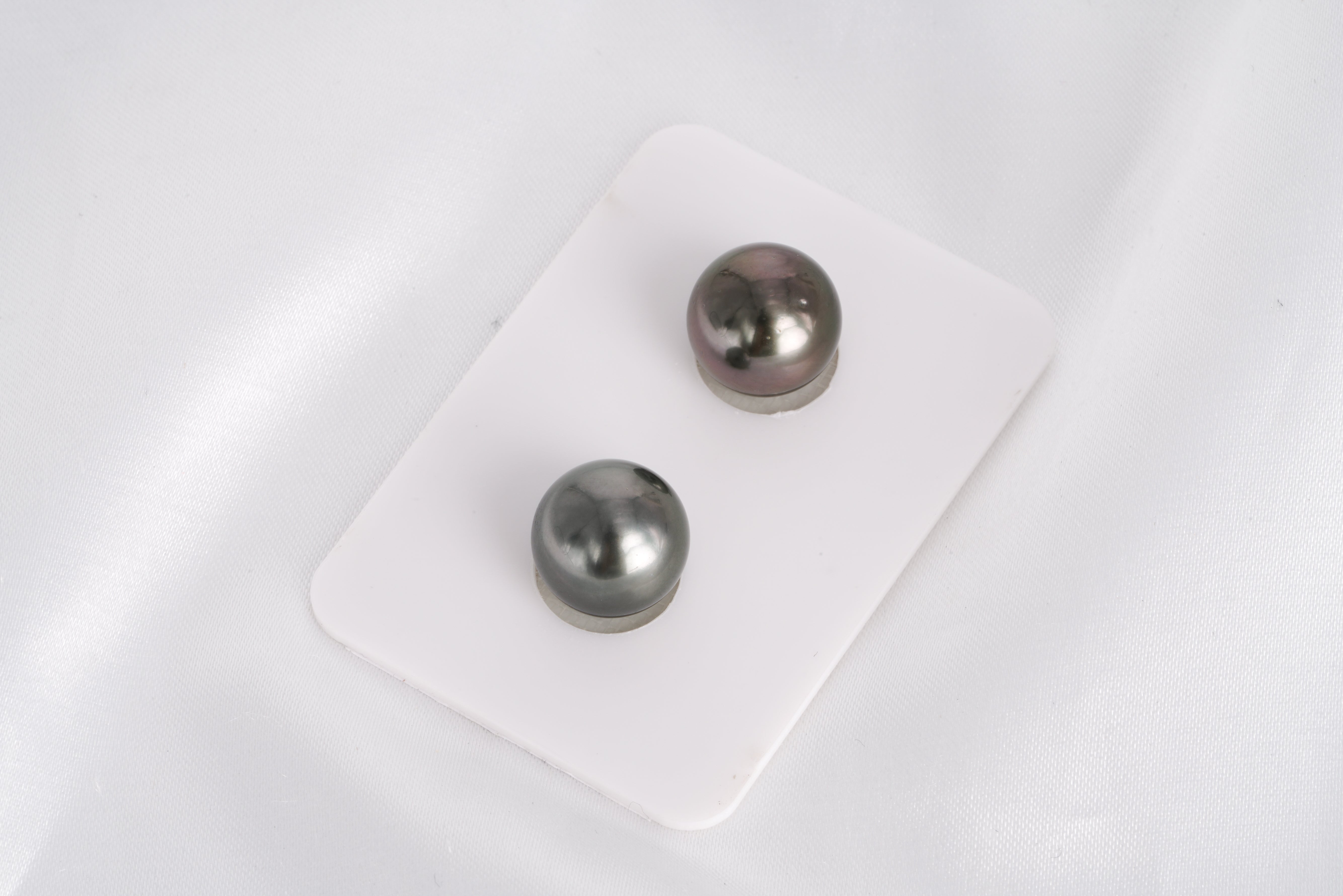 Dark Green Matched Pair - Round 11.1mm AAA quality Tahitian Pearl - Loose Pearl jewelry wholesale