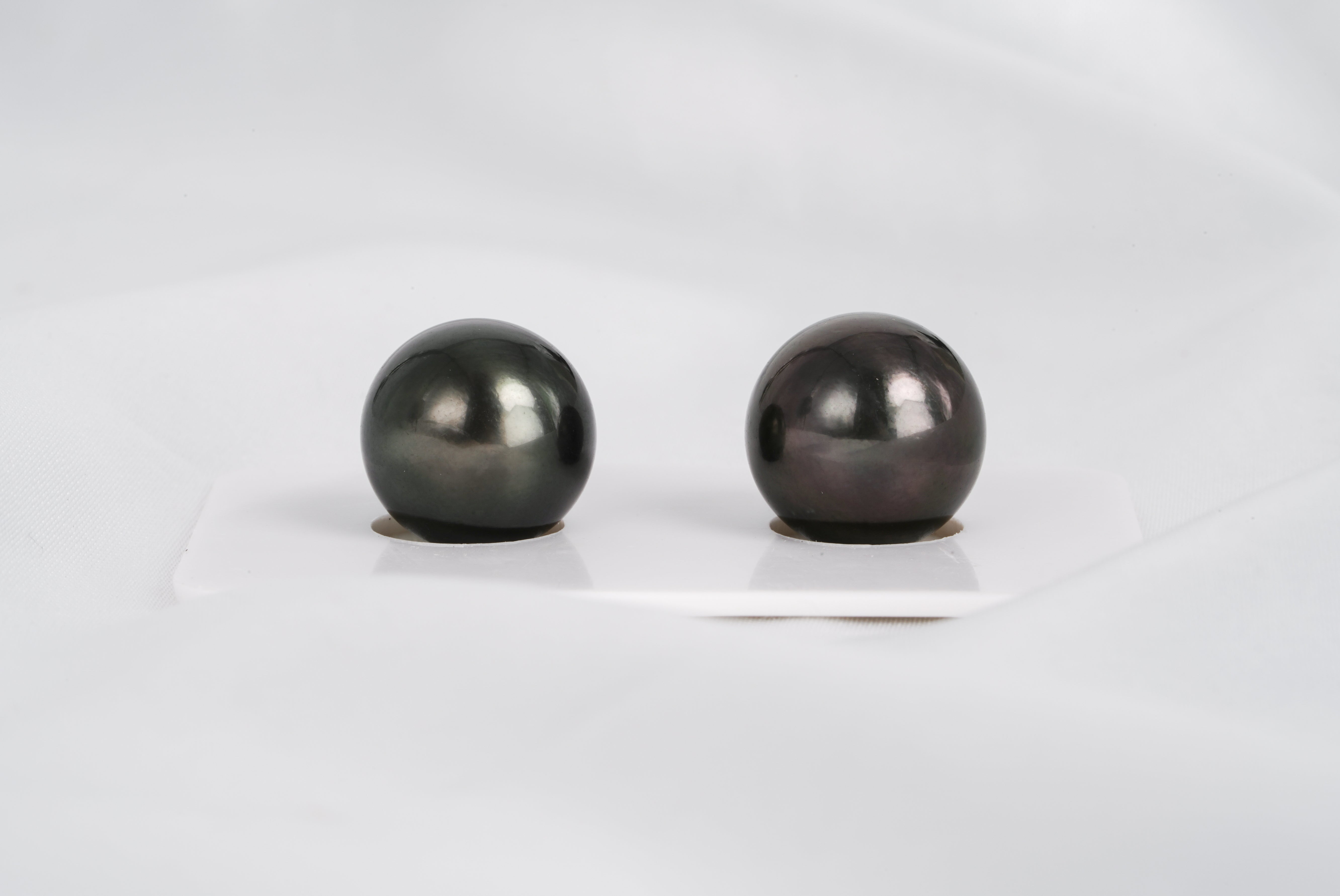 Dark Matched Pair - R/SR 12mm AAA quality Tahitian Pearl - Loose Pearl jewelry wholesale