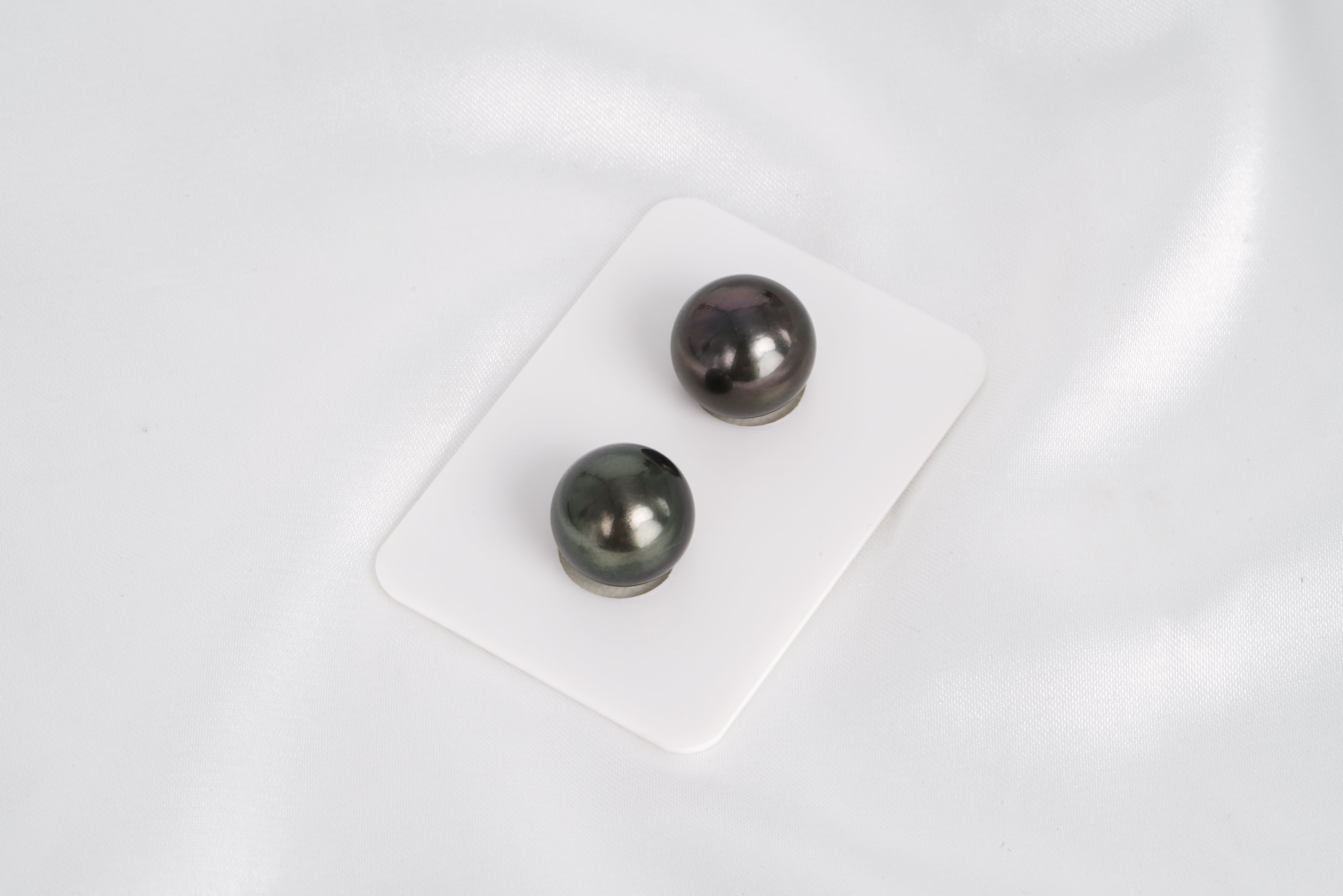 Dark Matched Pair - R/SR 12mm AAA quality Tahitian Pearl - Loose Pearl jewelry wholesale
