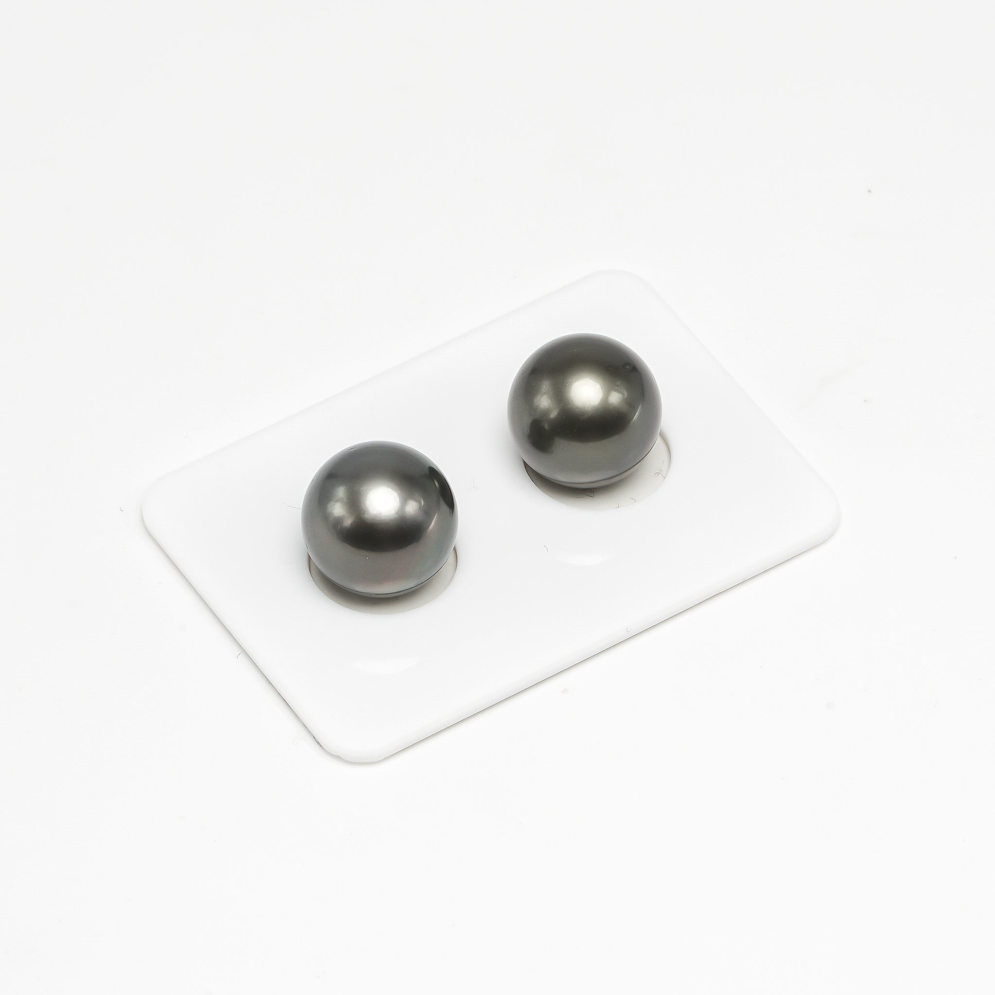 Tahitian Pearls CMWPEARLS