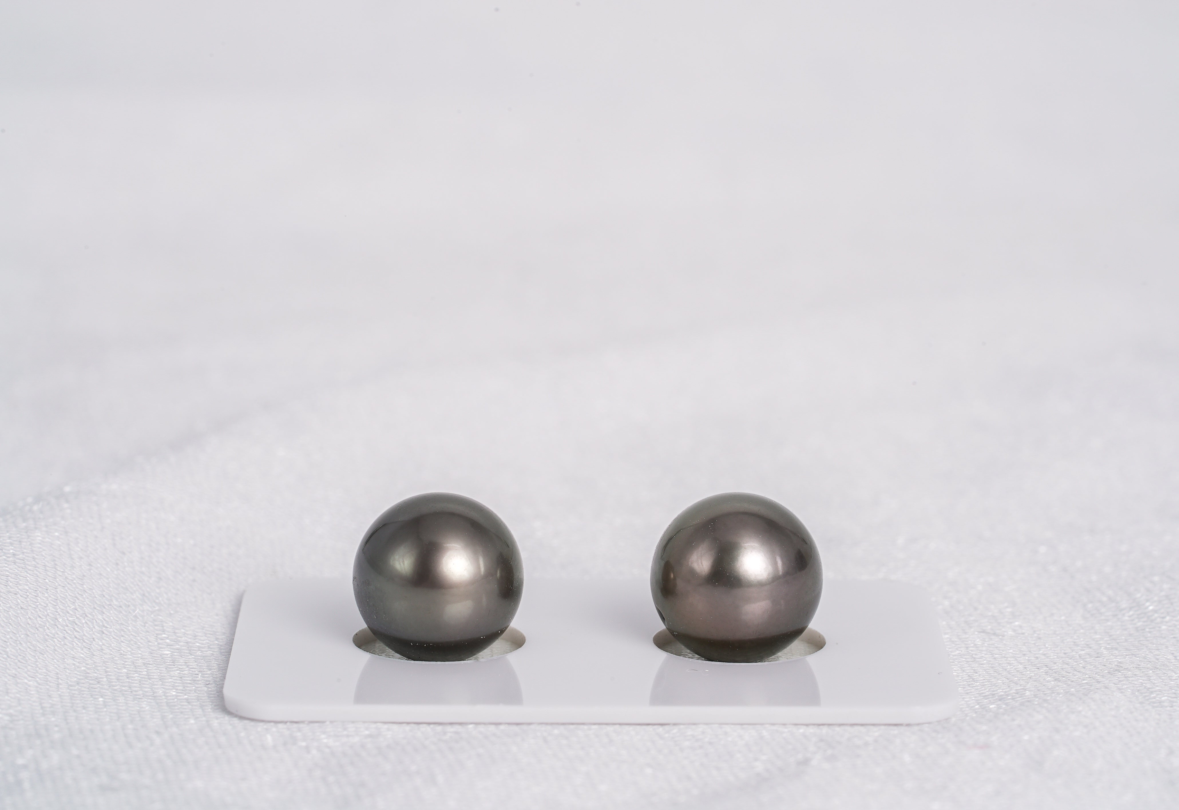 Cherry Brownish Matched Pair - Round 11mm AAA quality Tahitian Pearl - Loose Pearl jewelry wholesale
