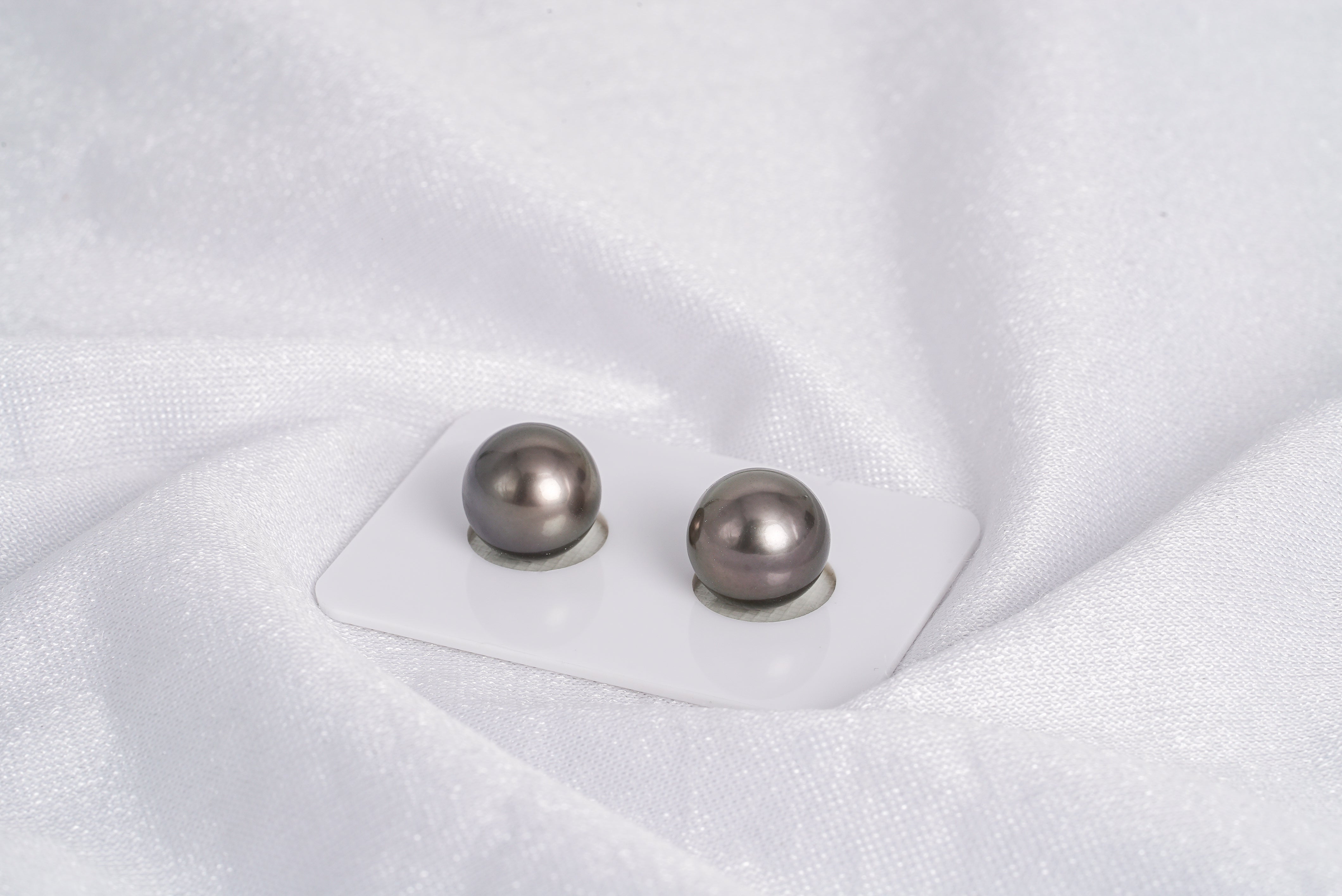 Cherry Brownish Matched Pair - Round 11mm AAA quality Tahitian Pearl - Loose Pearl jewelry wholesale