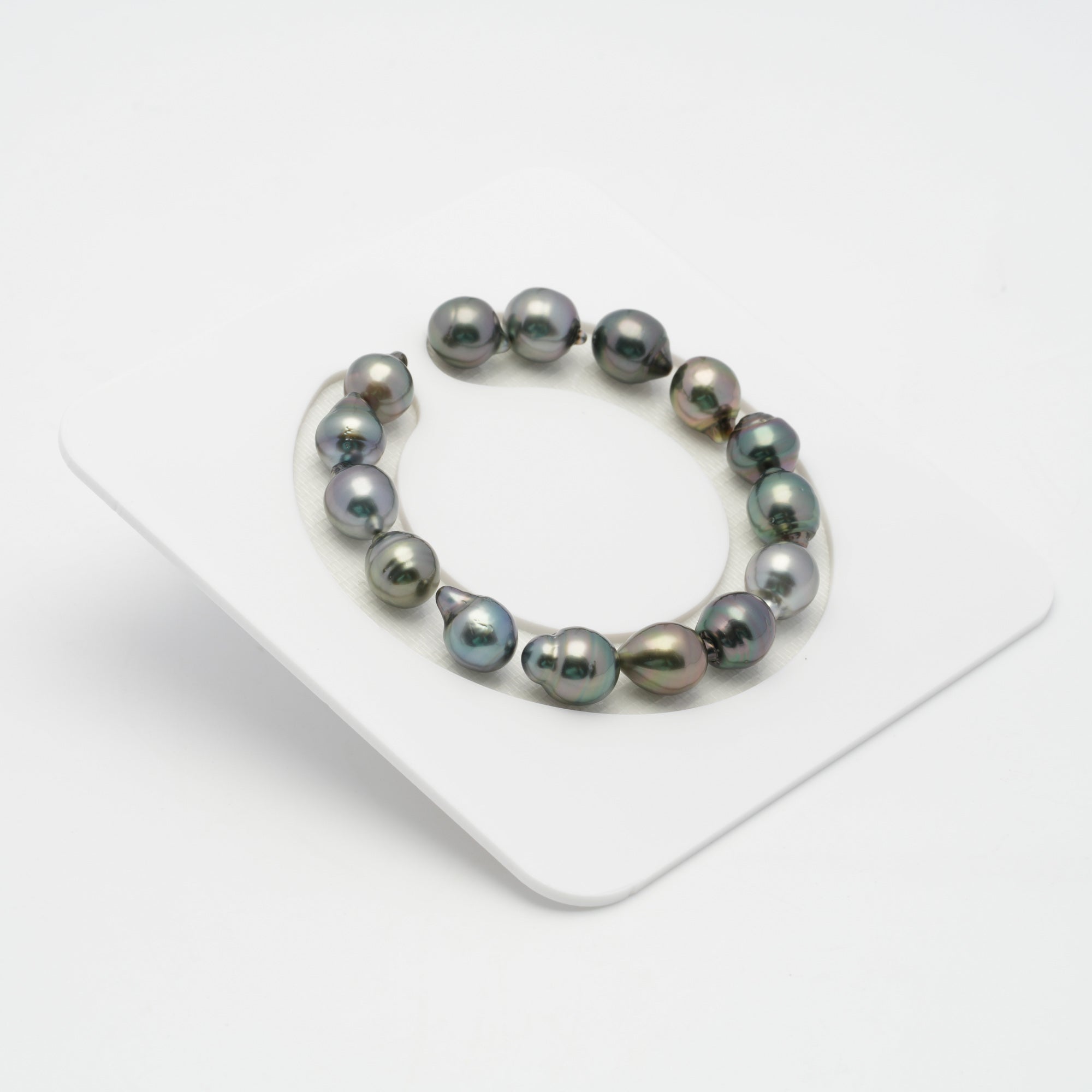 The Art of Tahitian Pearl Layering: Critical part for every business