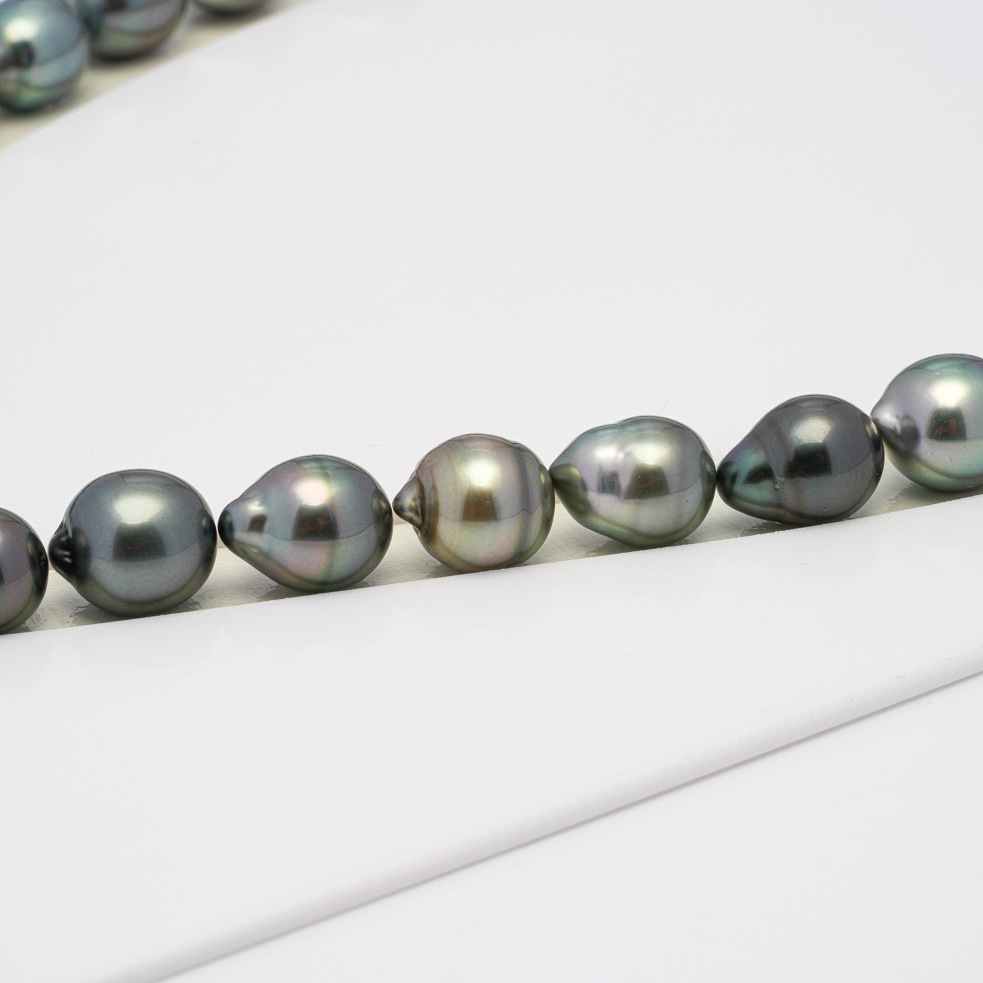 35pcs Mix 9-11mm - SB AAA/AA Quality Tahitian Pearl Necklace NL1276 HL1