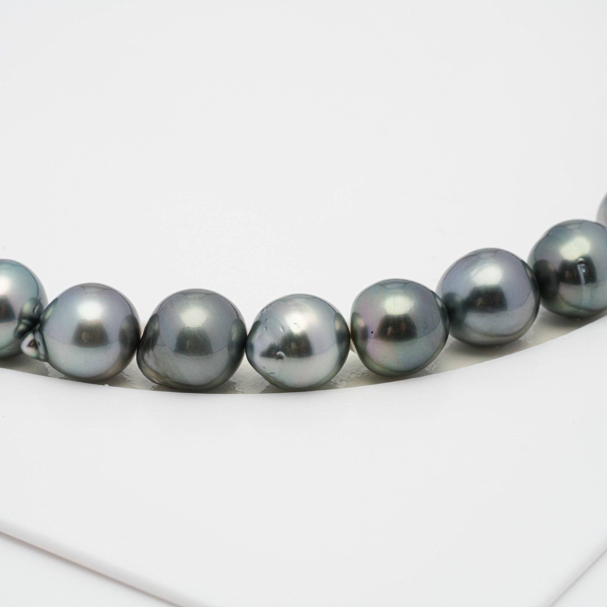 45pcs Green Grey 8-9mm - SB AAA/AA Quality Tahitian Pearl Necklace NL1285 HL1