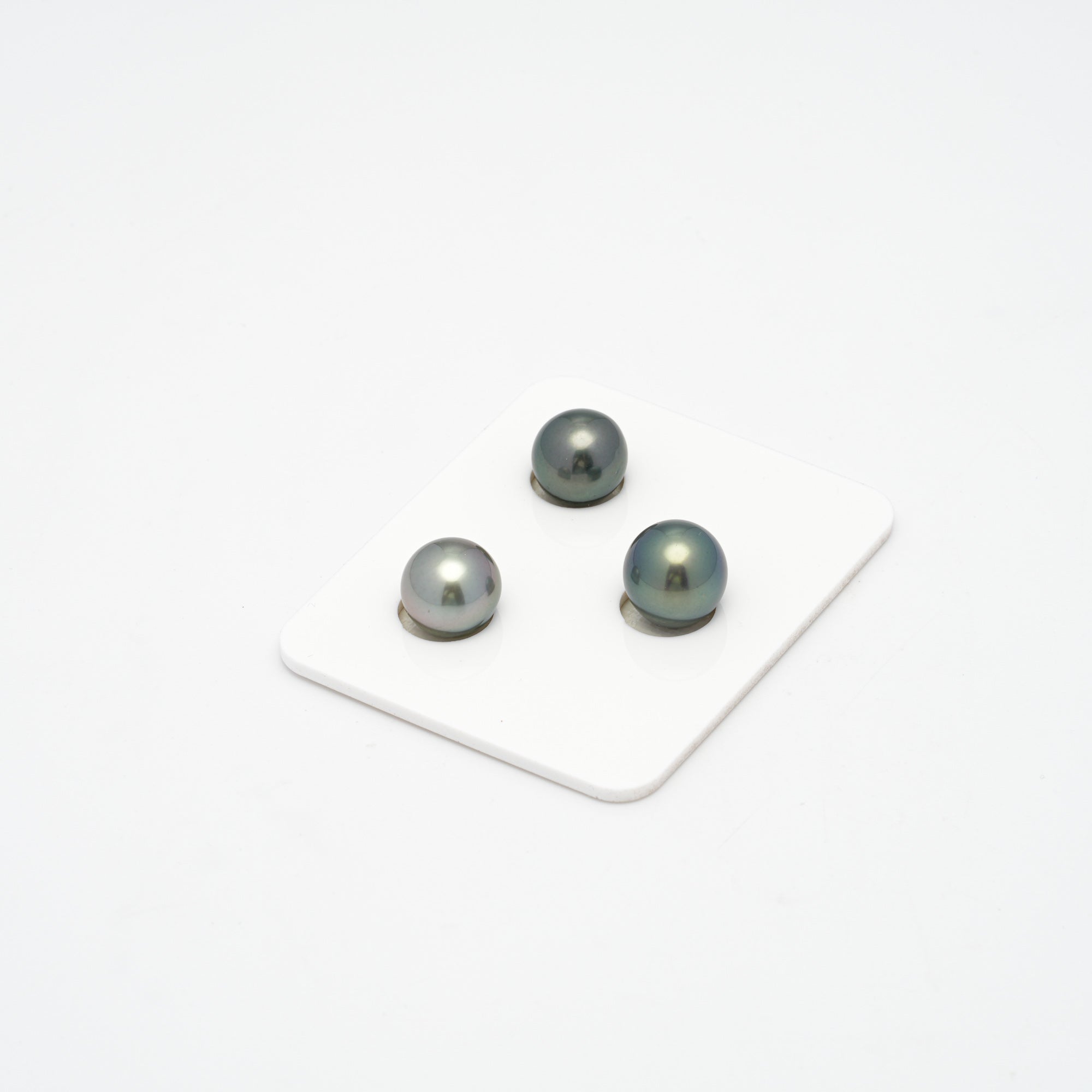 3pcs Green Mix 10.3-10.7mm - SR/NR AAA/AA Quality Tahitian Pearl Trio Set ER1320 A89