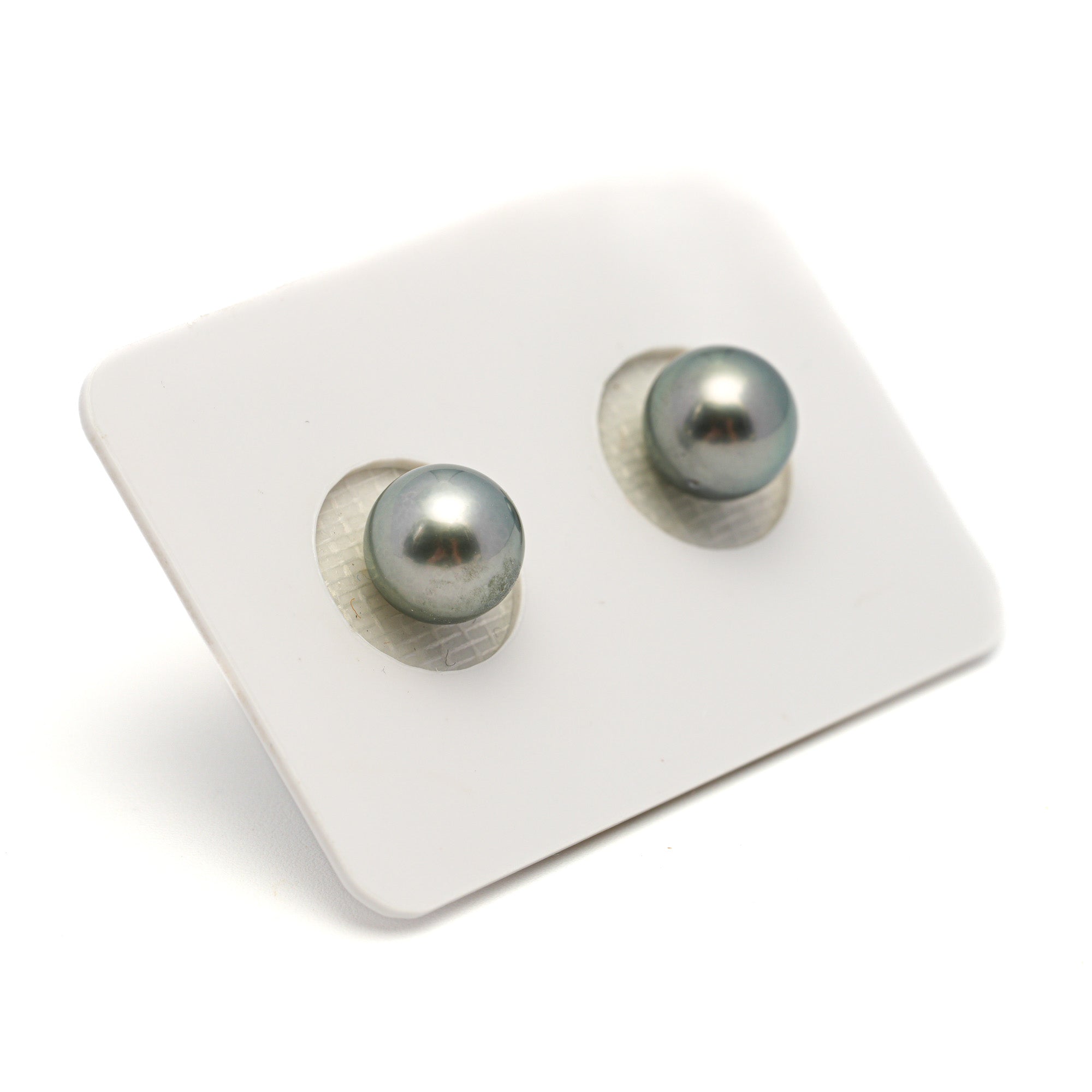 2pcs Silver Green 8.4mm - RSR AAA Quality Tahitian Pearl Pair ER1828 OR13