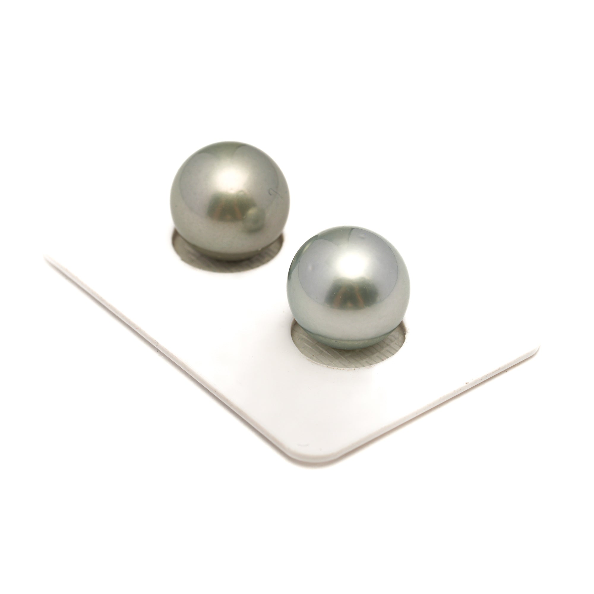 Tahitian Pearls CMWPEARLS
