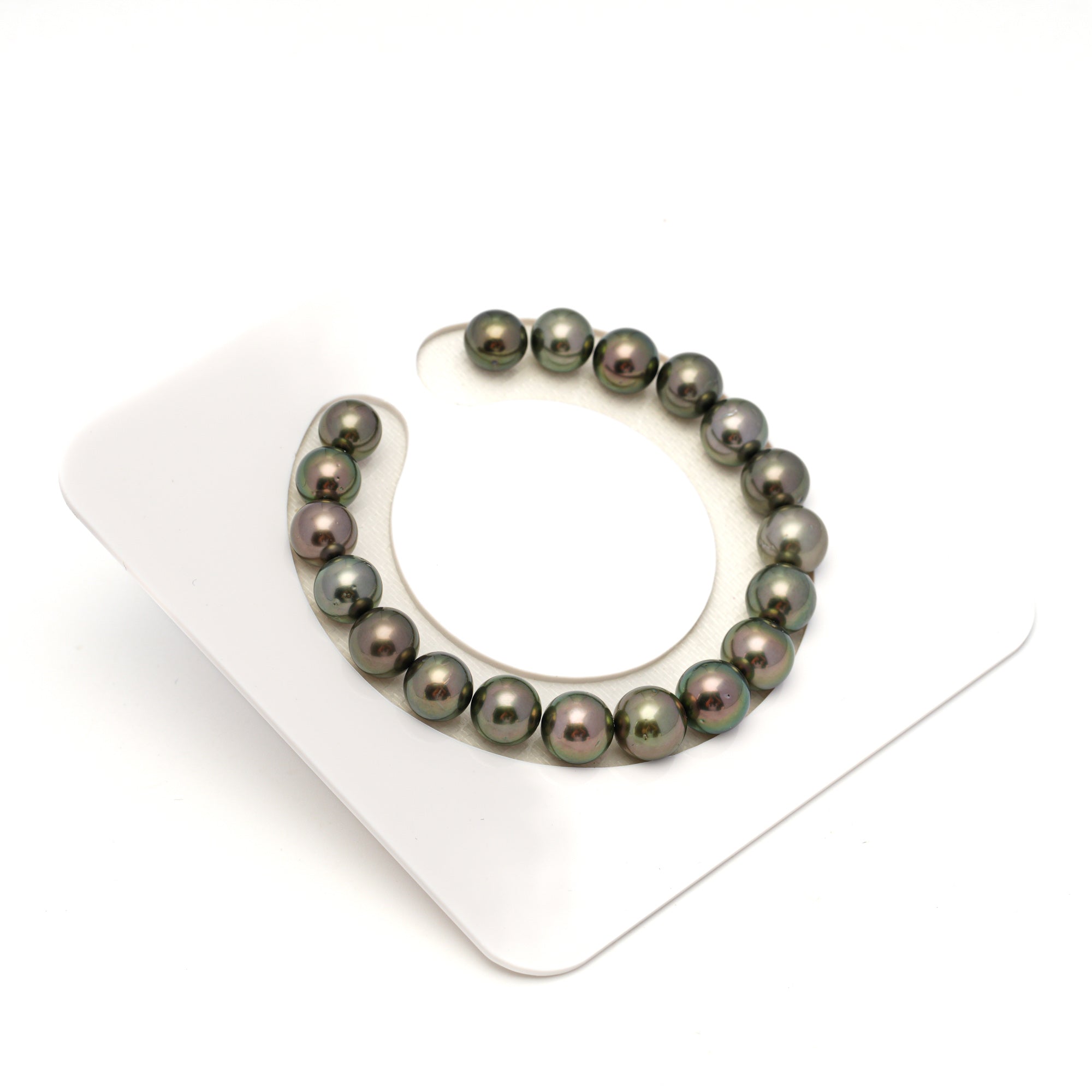 19pcs Olive Green 8-9mm - SR/NR AAA/AA Quality Tahitian Pearl Bracelet BR2344 OR13