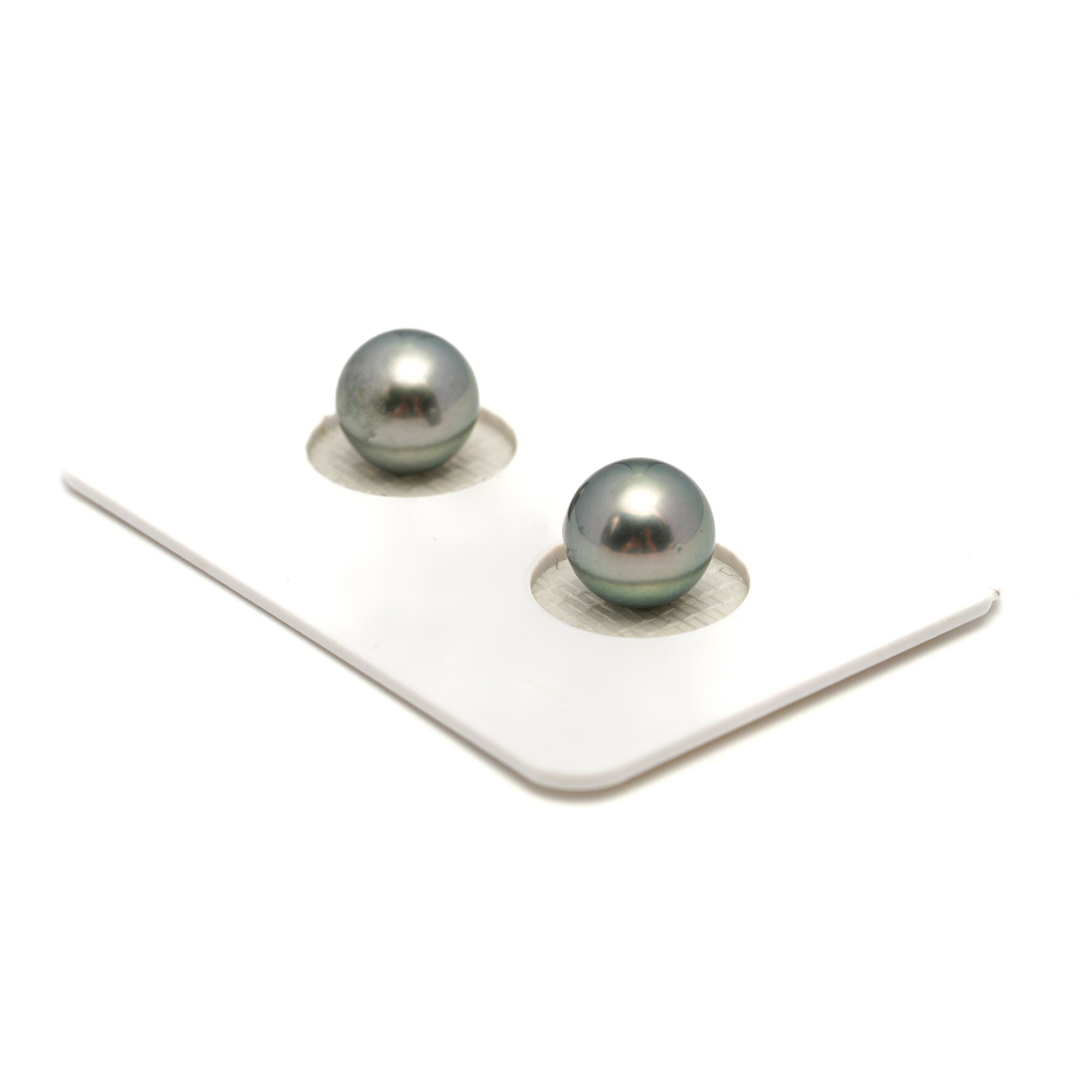 2pcs Silver Green 8.4mm - RSR AAA Quality Tahitian Pearl Pair ER1828 OR13