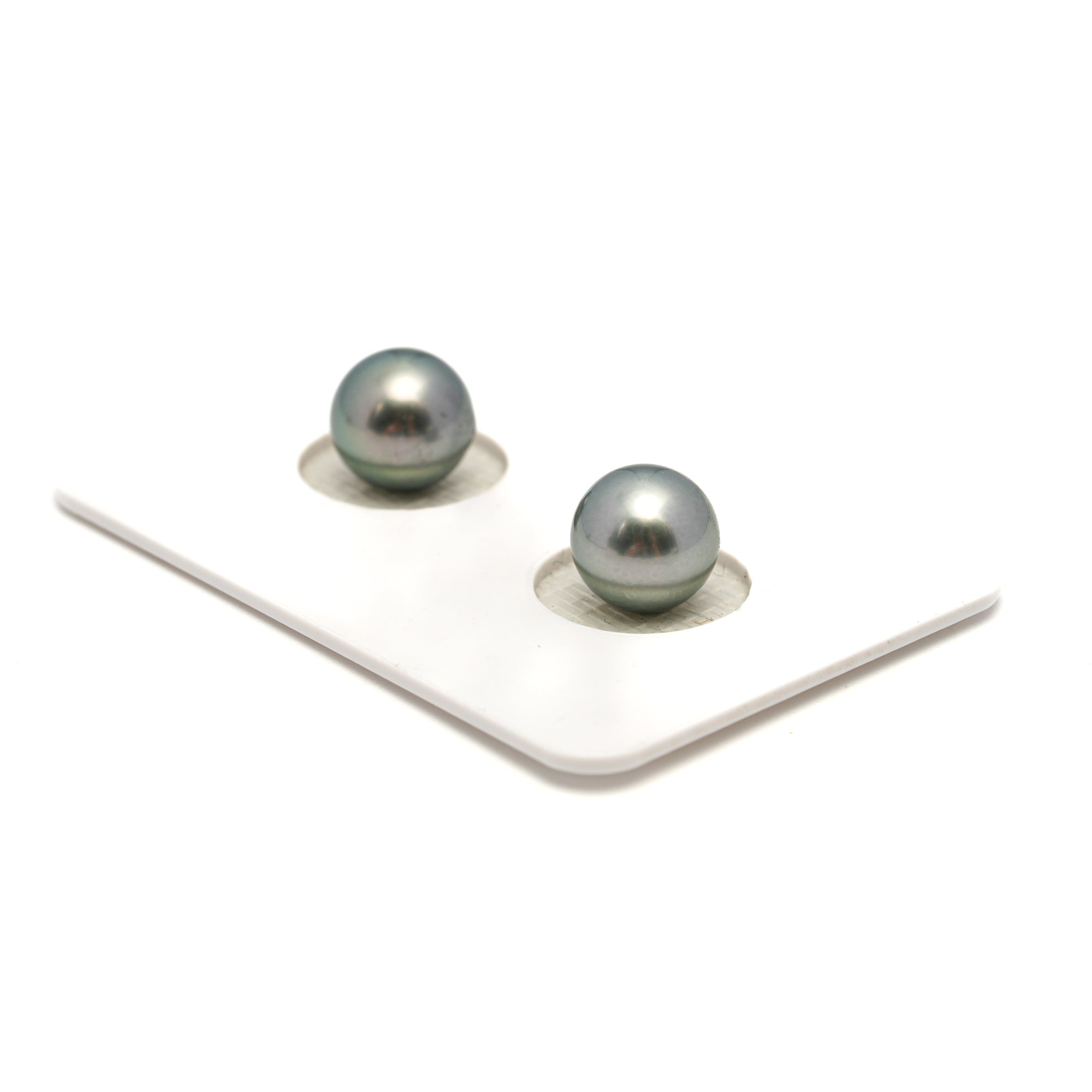 2pcs Silver Green 8.4mm - RSR AAA Quality Tahitian Pearl Pair ER1828 OR13