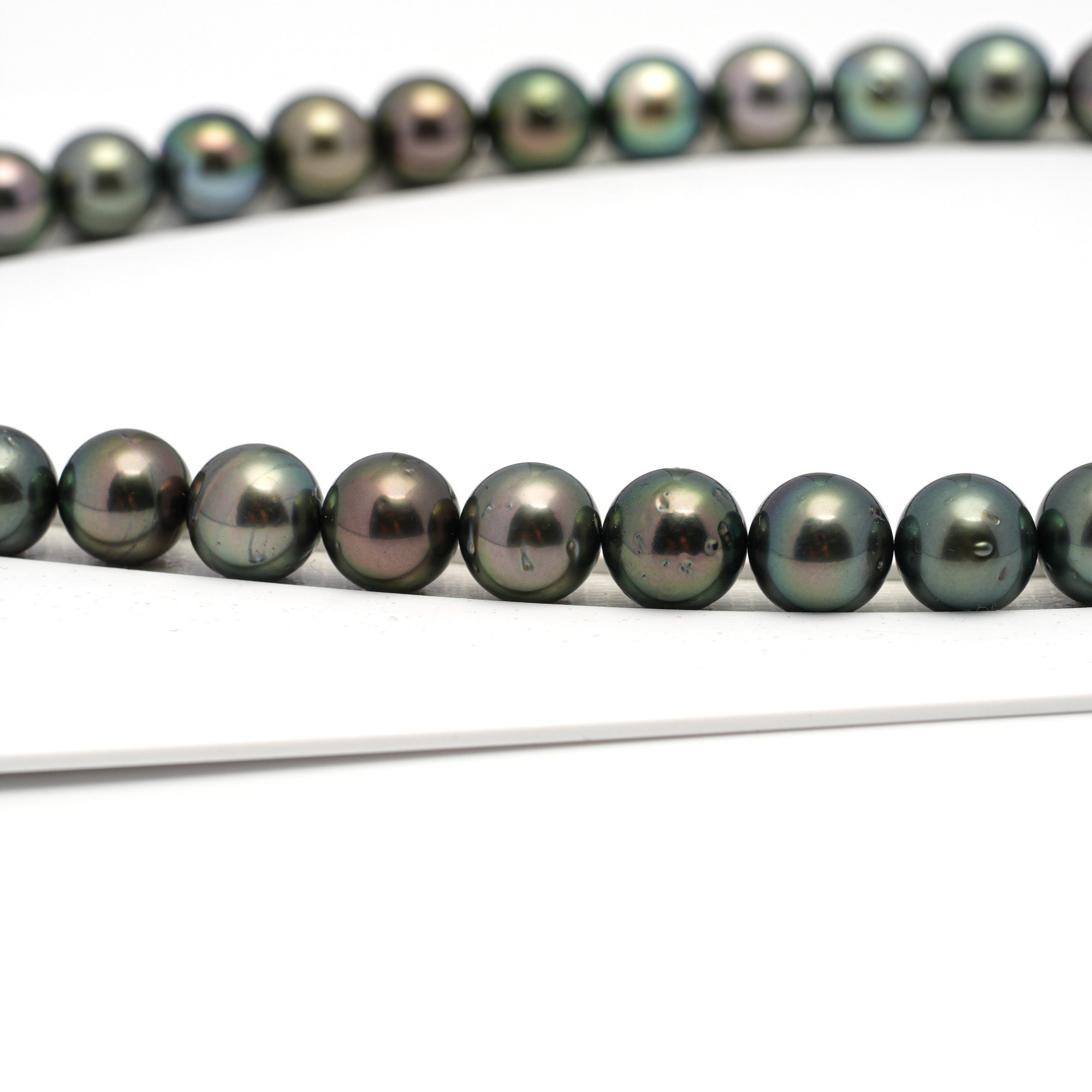 Tahitian Pearls CMWPEARLS
