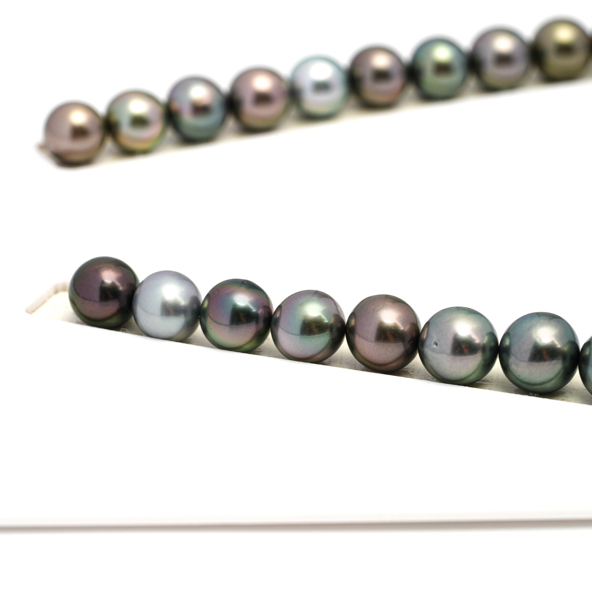 44pcs Multicolor 9-11mm - RSR AAA Quality Tahitian Pearl Necklace NL1646 CMP8