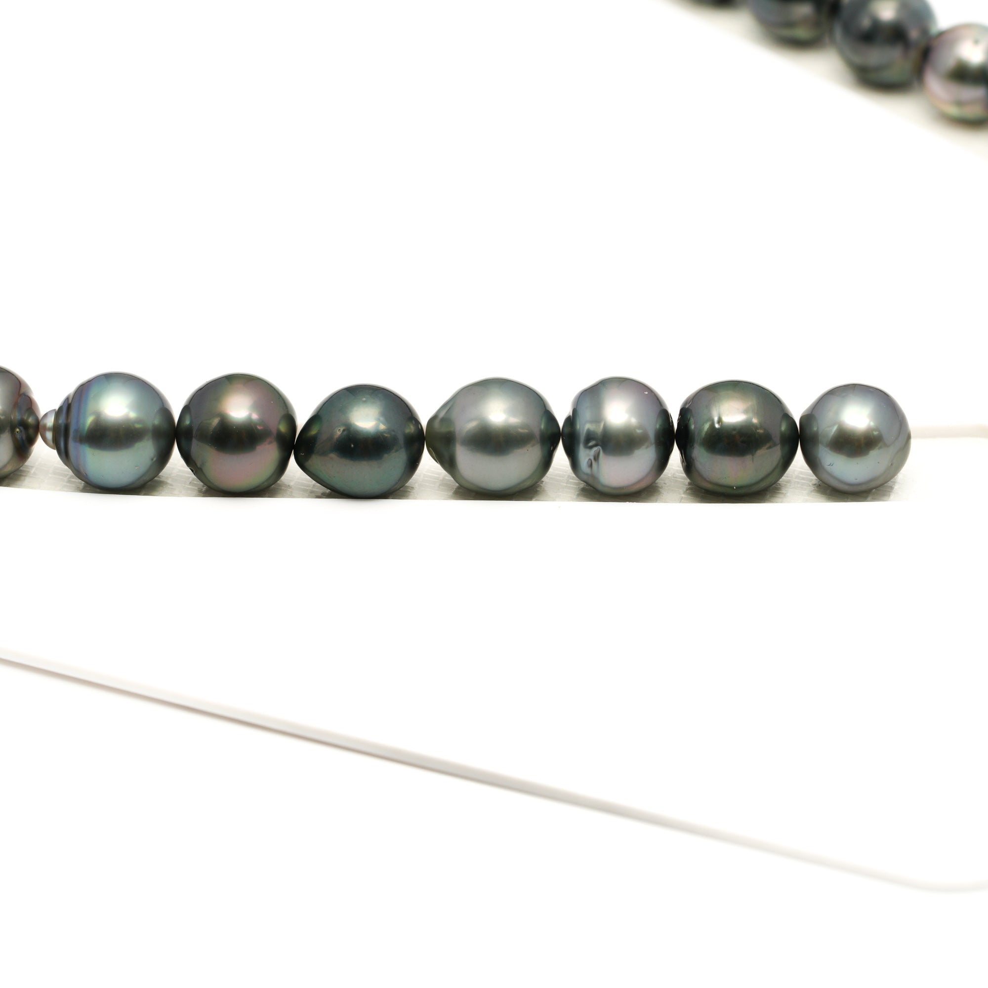 37pcs Green Mix 9-11mm - SB AAA Quality Tahitian Pearl Necklace NL1764 LP1