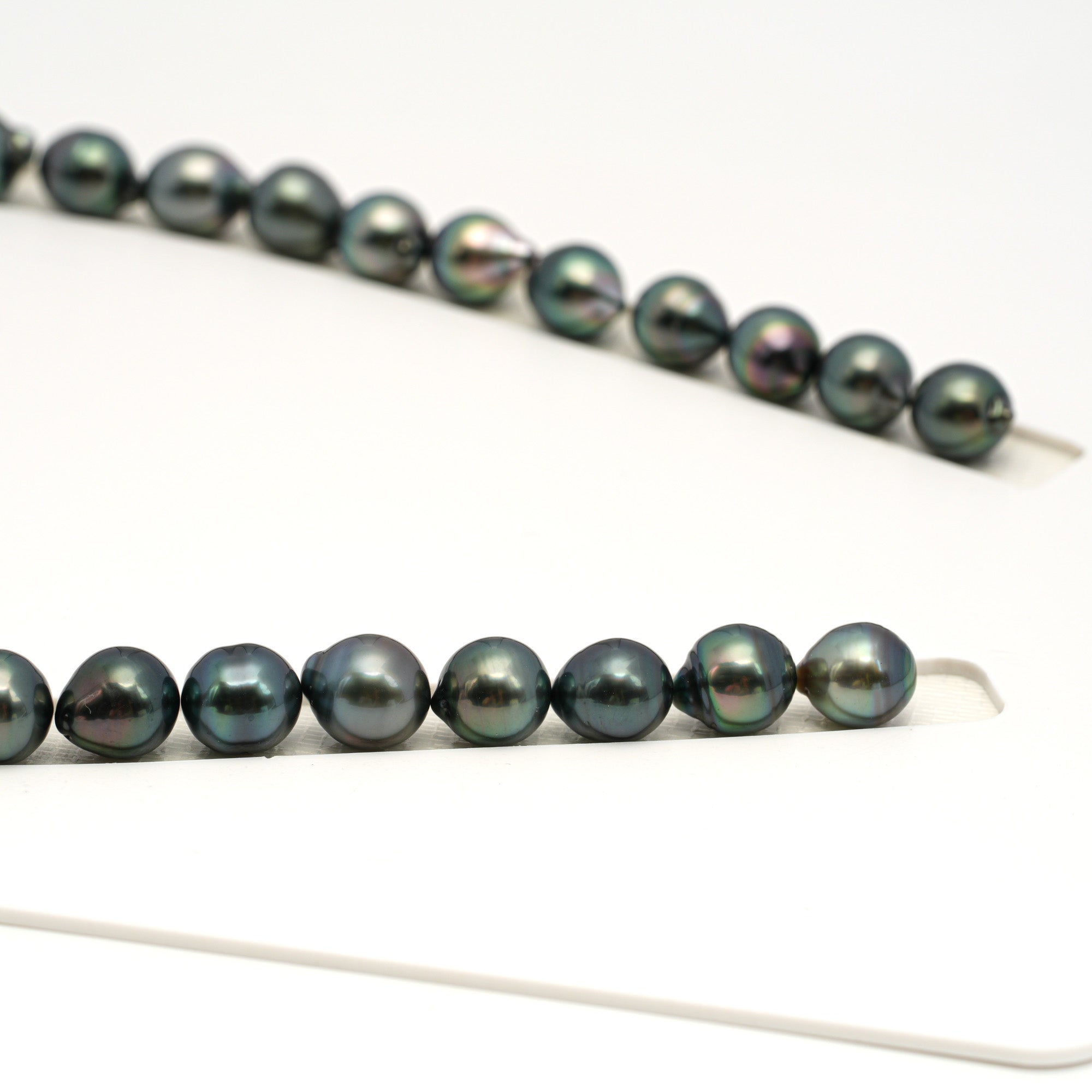 39pcs Green Mix 8-11mm - SB AAA Quality Tahitian Pearl Necklace NL1711 TH5