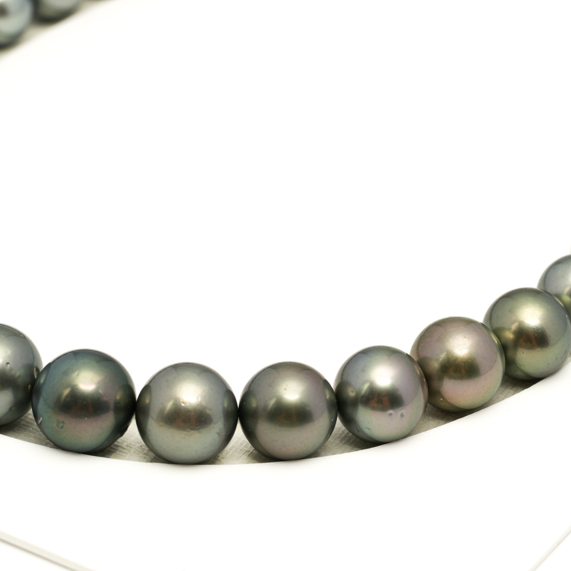 Tahitian Pearls CMWPEARLS