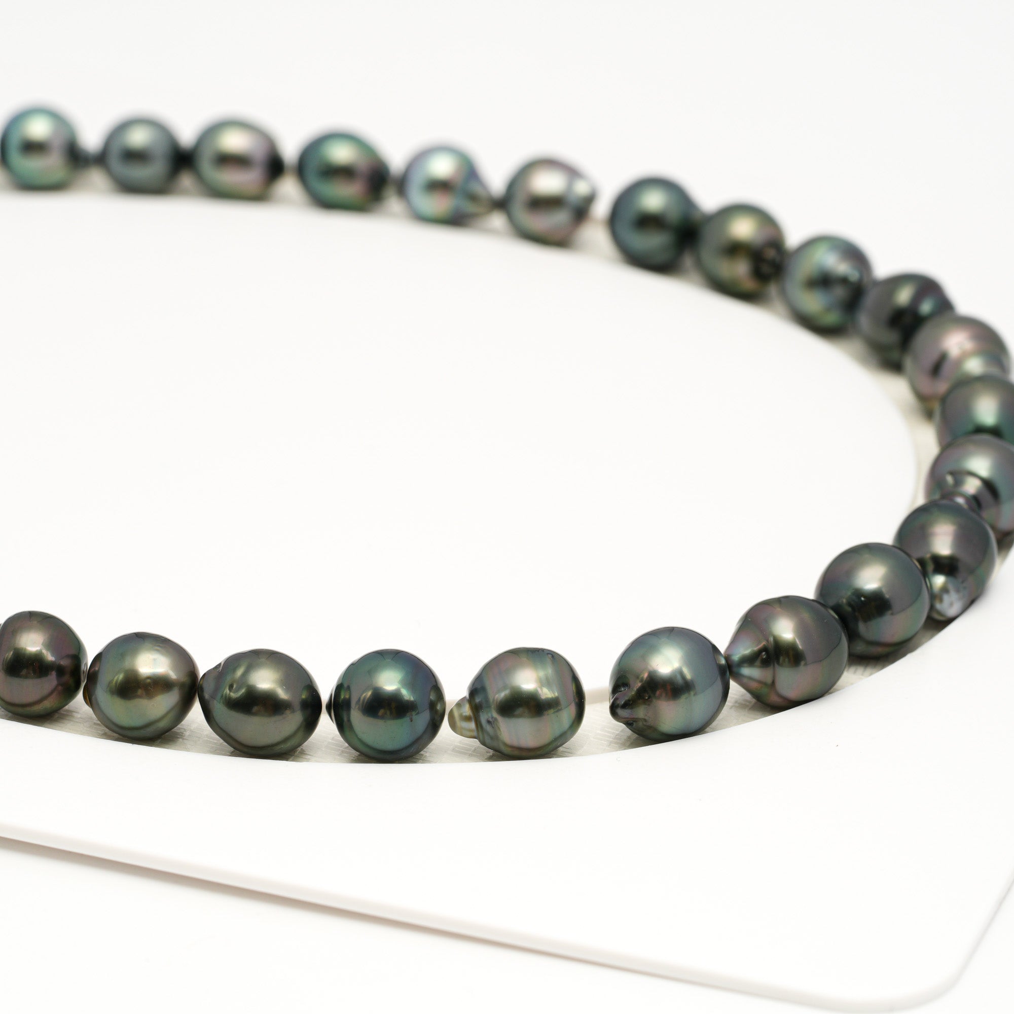 38pcs Green 8-10mm - SB AAA Quality Tahitian Pearl Necklace NL1709 TH5