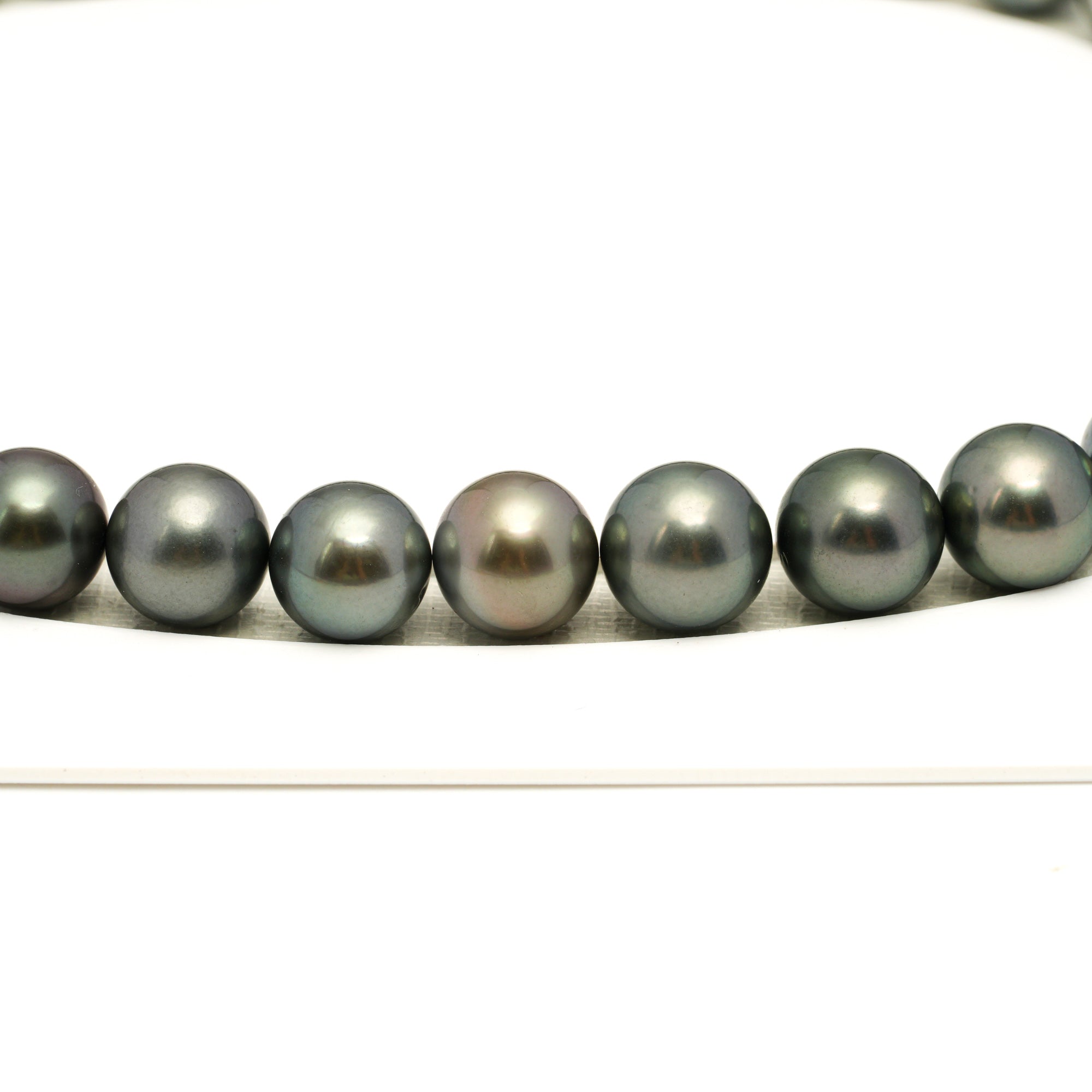 Tahitian Pearls CMWPEARLS