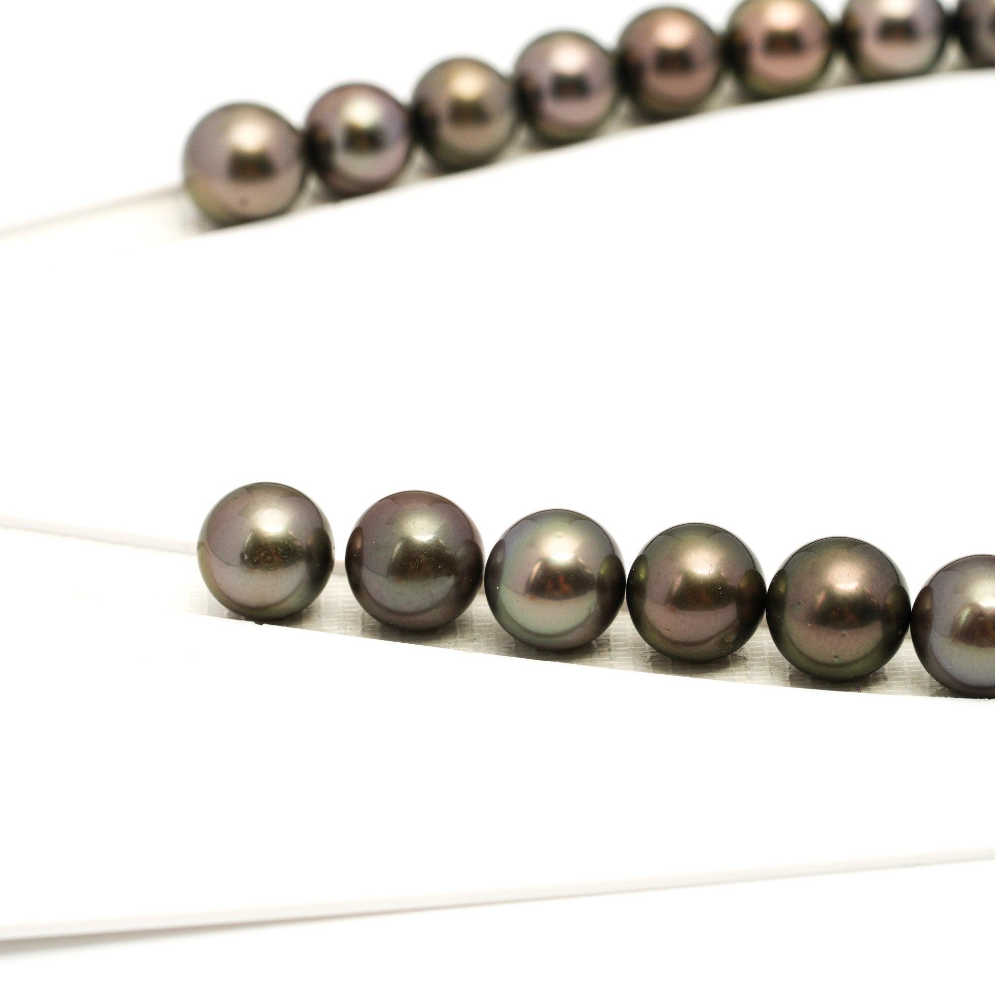 Tahitian Pearls CMWPEARLS