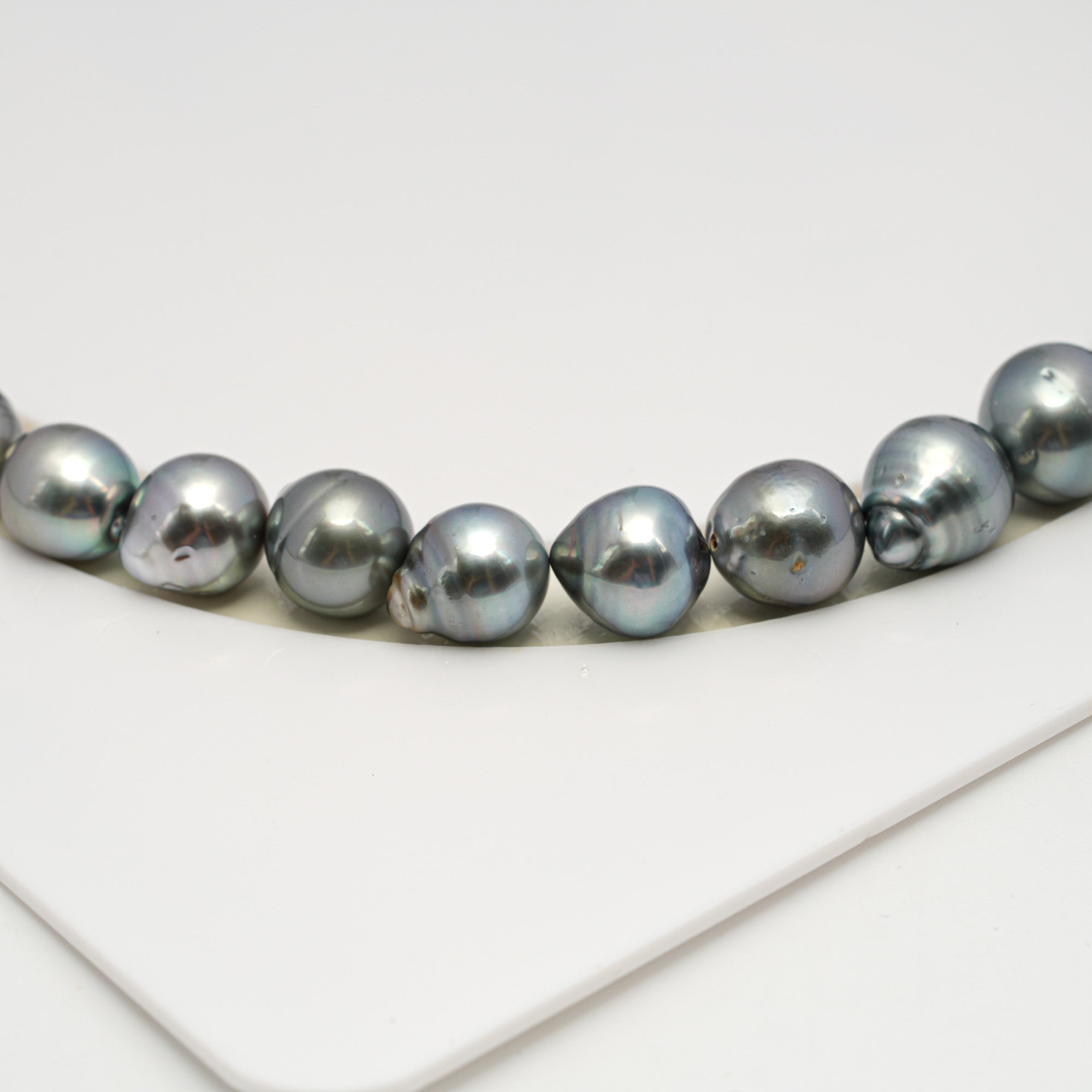 45pcs Light Blue 8-11mm - SB AA/AAA Quality Tahitian Pearl Necklace NL1609 HL2