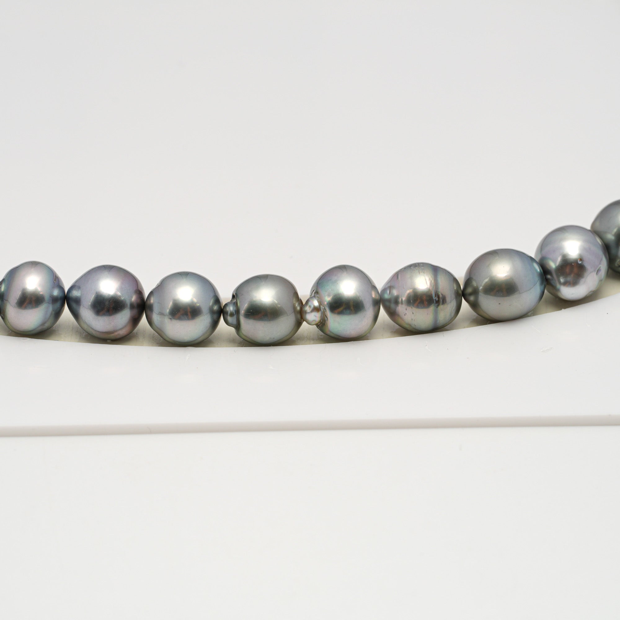 45pcs Light Blue 8-11mm - SB AA/AAA Quality Tahitian Pearl Necklace NL1609 HL2