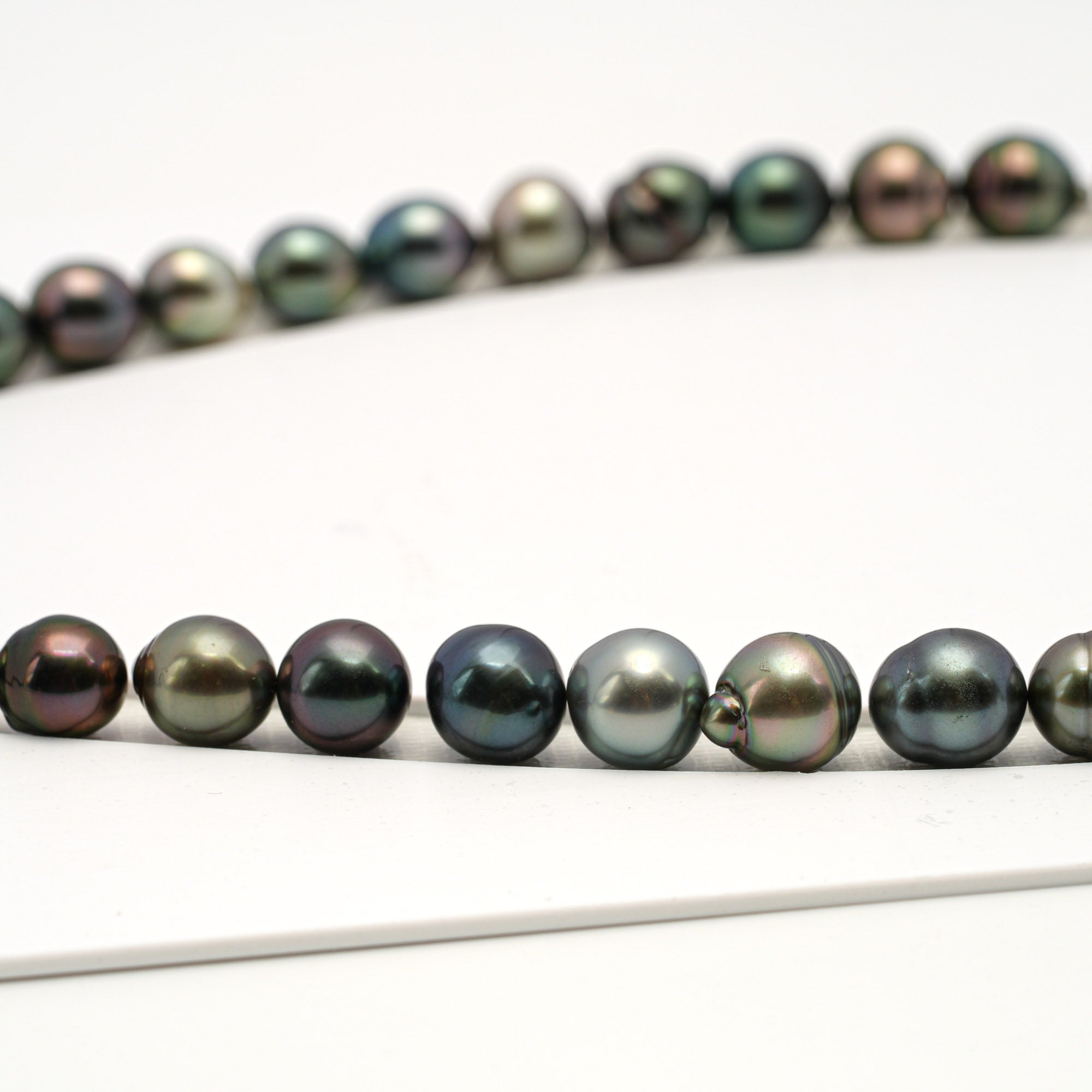 39pcs "High Luster" Multicolor 8-11mm - SB AAA/AA Quality Tahitian Pearl Necklace NL1691 HL4