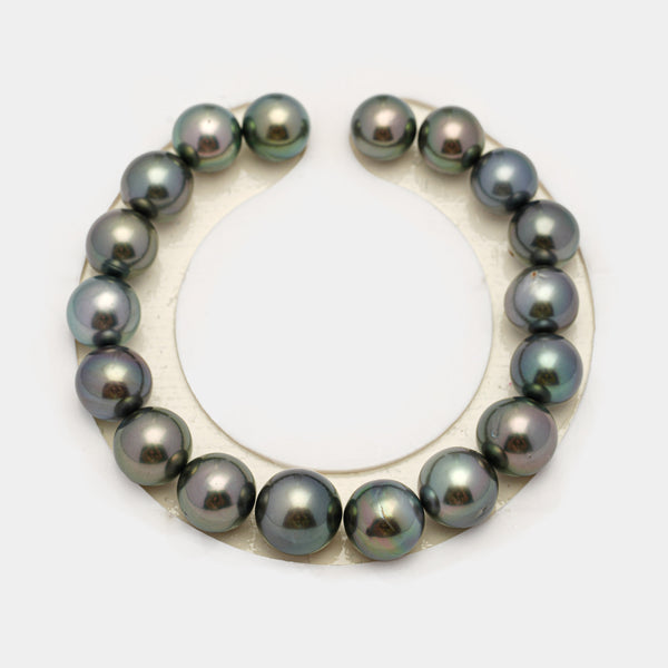 18pcs Light Green 9-11mm - SR/NR AAA/AA Quality Tahitian Pearl Bracelet BR2227 OR10