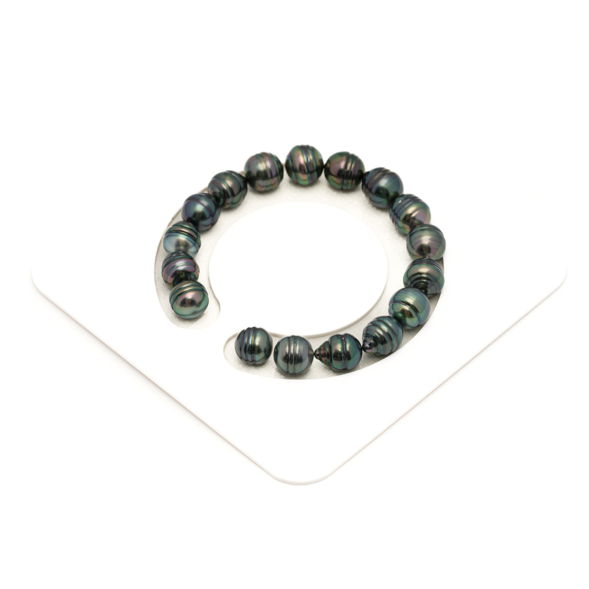 17pcs Green 9-10mm - CL AAA Quality Tahitian Pearl Bracelet BR2437 LP1
