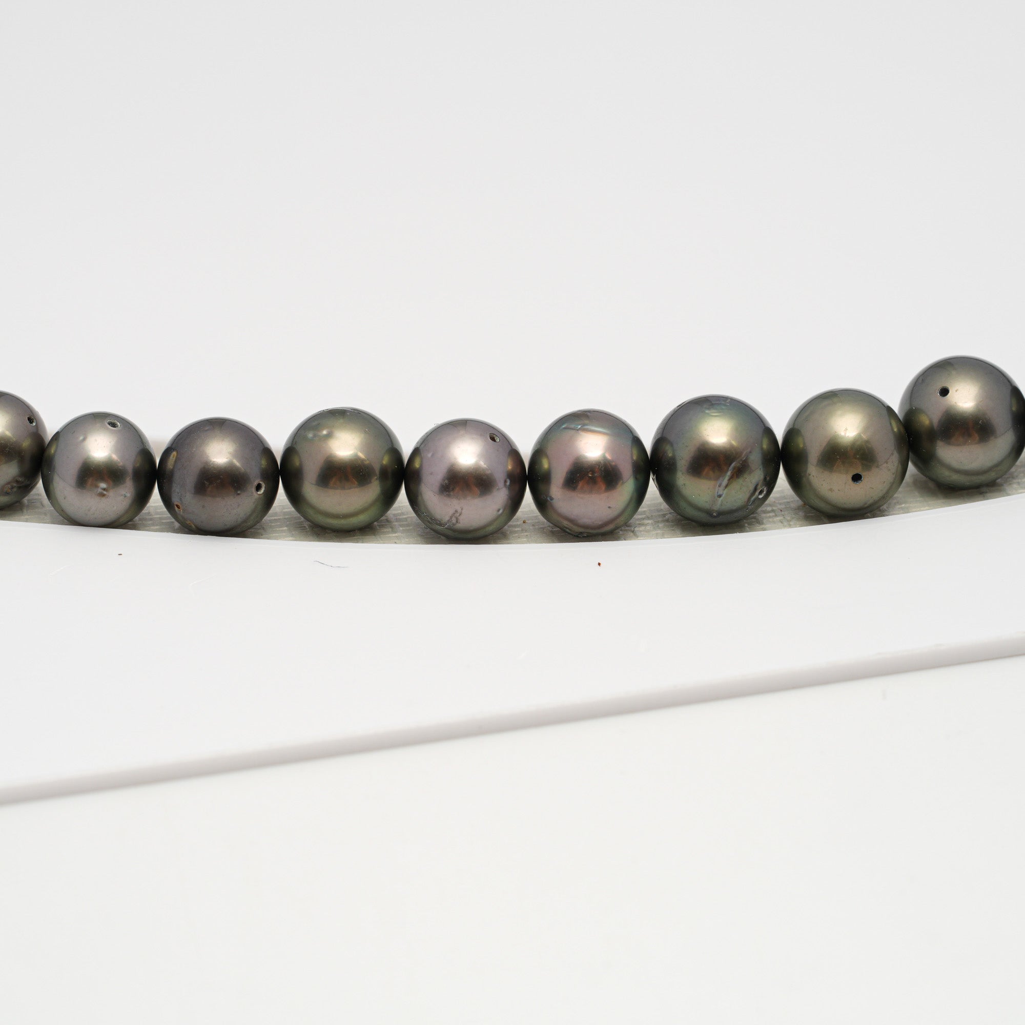 47pcs Green Mix 8-11mm - SR AA Quality Tahitian Pearl Strands NL1580 CMP4