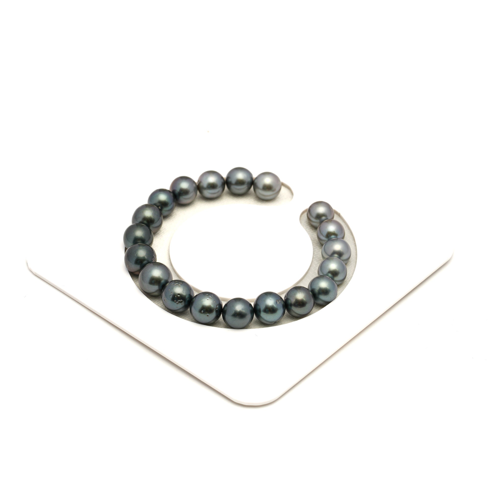 Tahitian Pearls CMWPEARLS