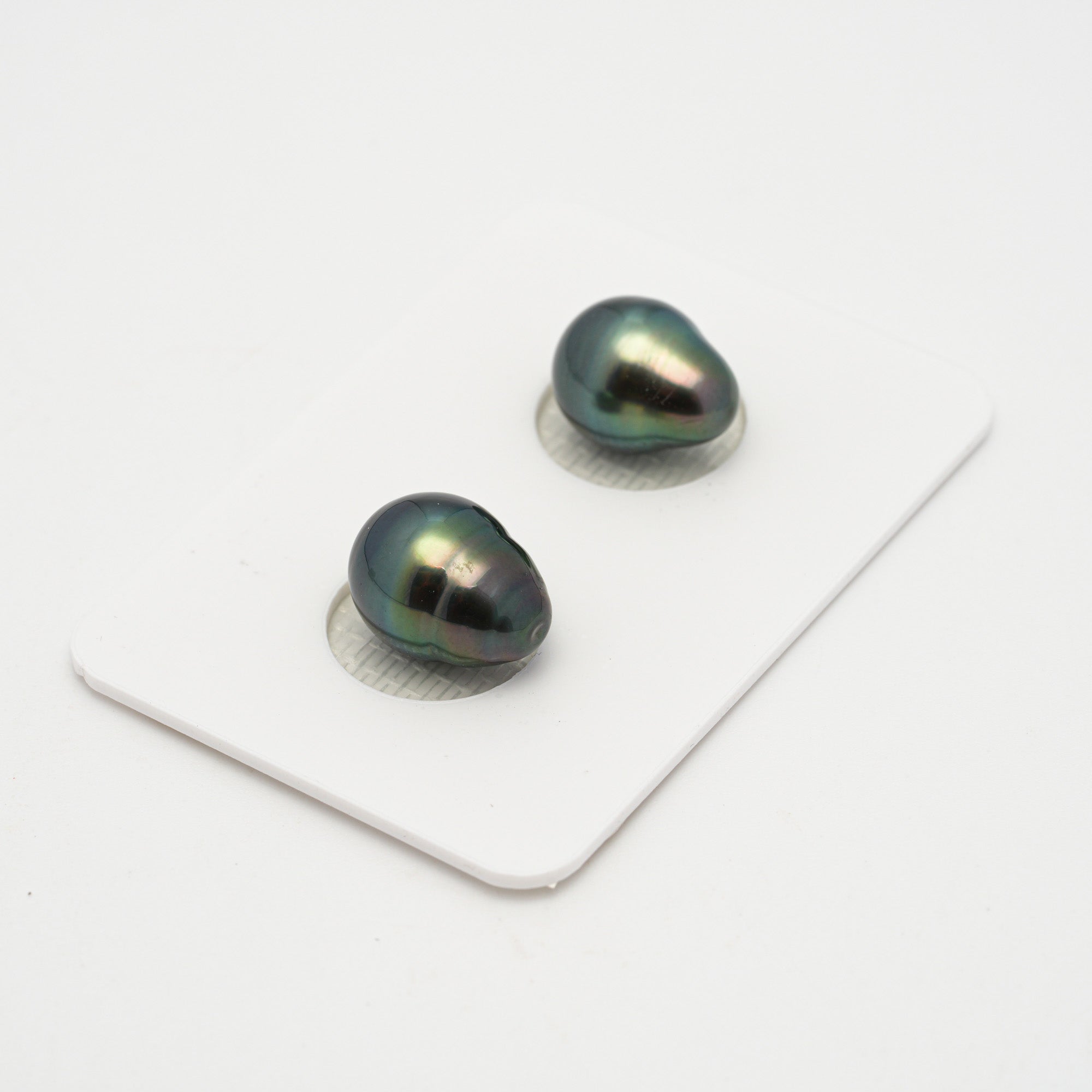 2pcs Blue Green 9.1-9.4mm - SB AAA Quality Tahitian Pearl Pair ER1587 HL3