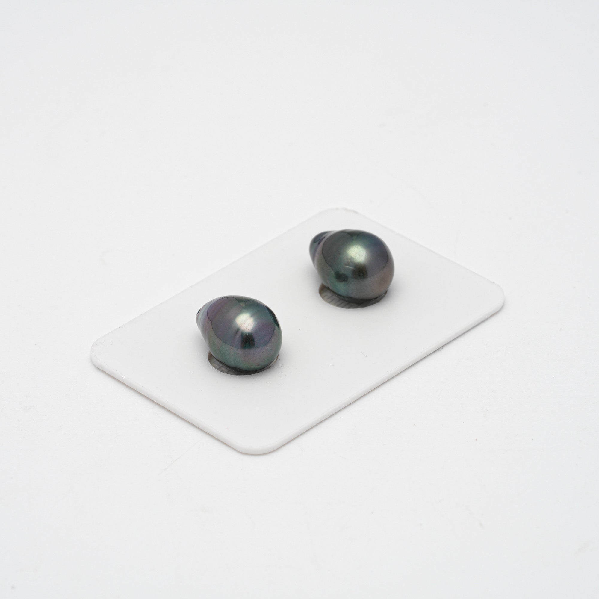 2pcs Green 9.7-9.9mm - SB AA/AAA Quality Tahitian Pearl Pair ER1385 OR7