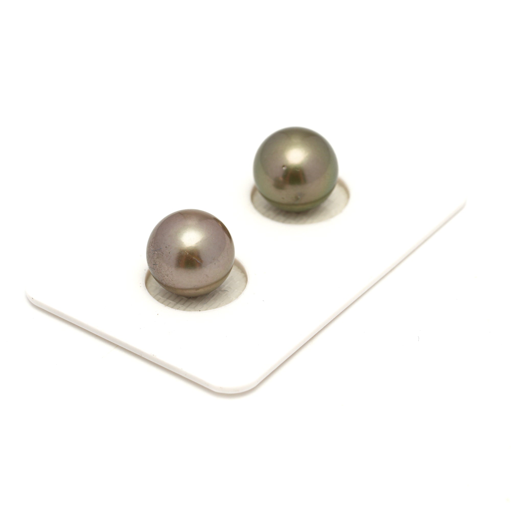 2pcs Light 10.4-10.5mm - RSR AAA Quality Tahitian Pearl Pair ER1741