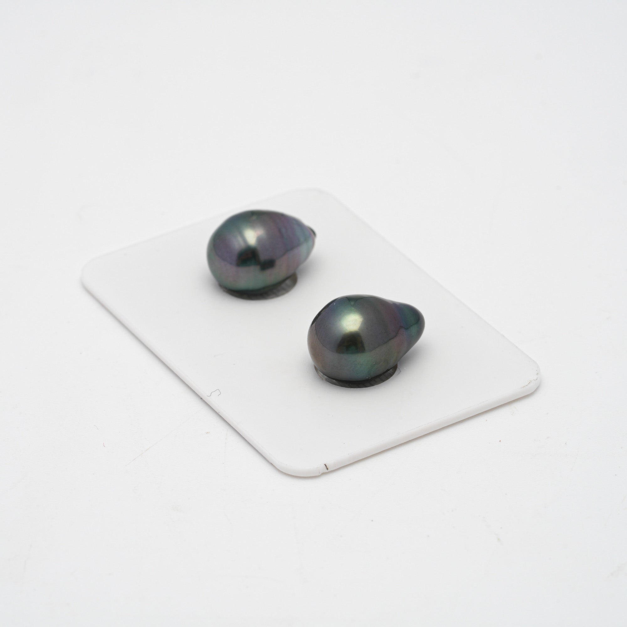 2pcs Green 9.7-9.9mm - SB AA/AAA Quality Tahitian Pearl Pair ER1385 OR7