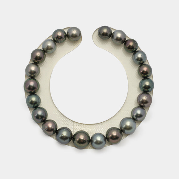 22pcs Green Mix 8-9mm - RSR AA Quality Tahitian Pearl Bracelet BR2117