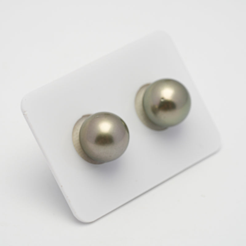 2pcs Light Green 12mm - RSR AAA Quality Tahitian Pearl Pair ER1490