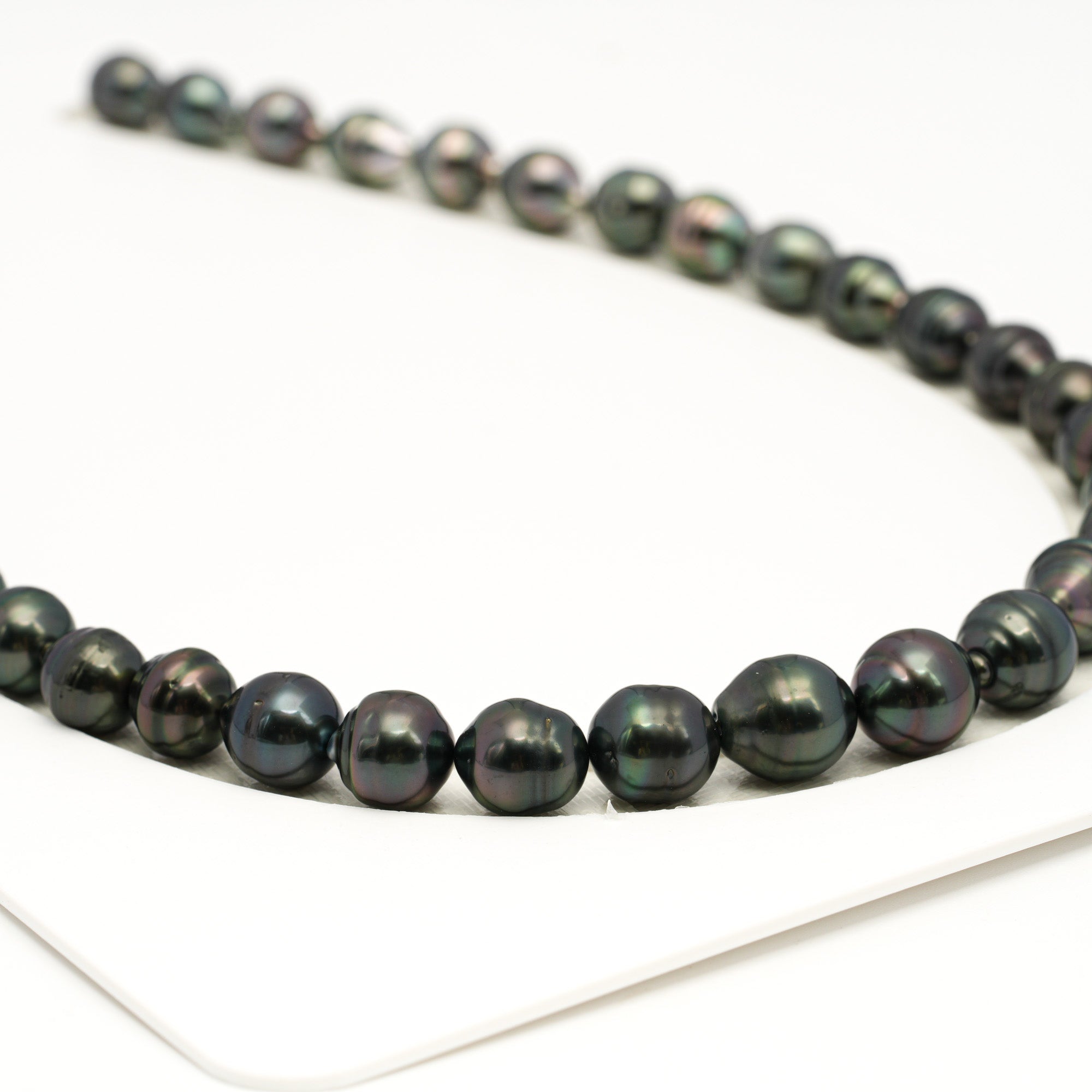39pcs Dark Green 8-11mm - SB AAA/AA Quality Tahitian Pearl Necklace NL1716 TH5