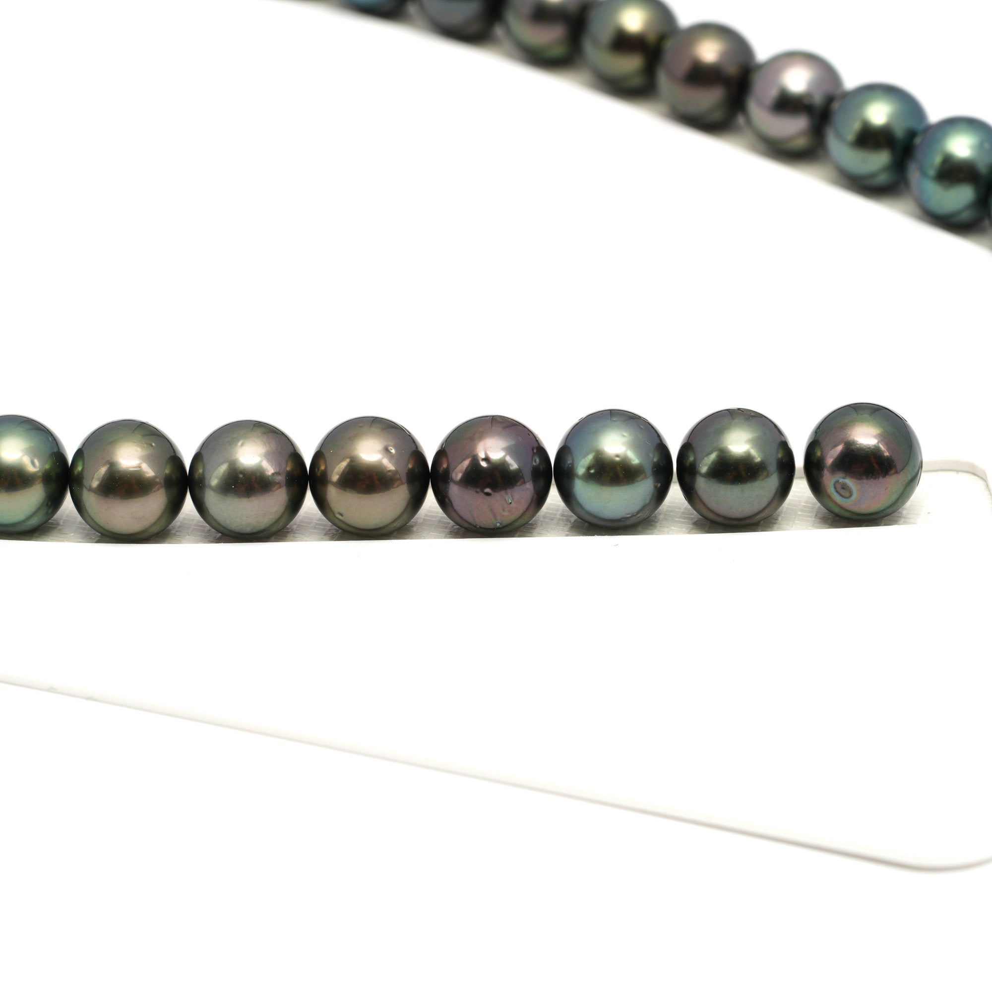 39pcs Dark Mix 11mm - RSR AAA/AA Quality Tahitian Pearl Necklace NL1652