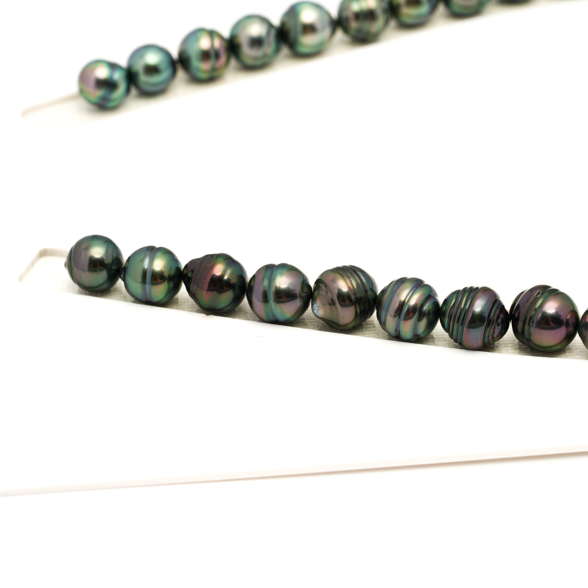 42pcs "High Luster" Peacock 8-11mm - CL AAA Quality Tahitian Pearl Necklace NL1791 LP2