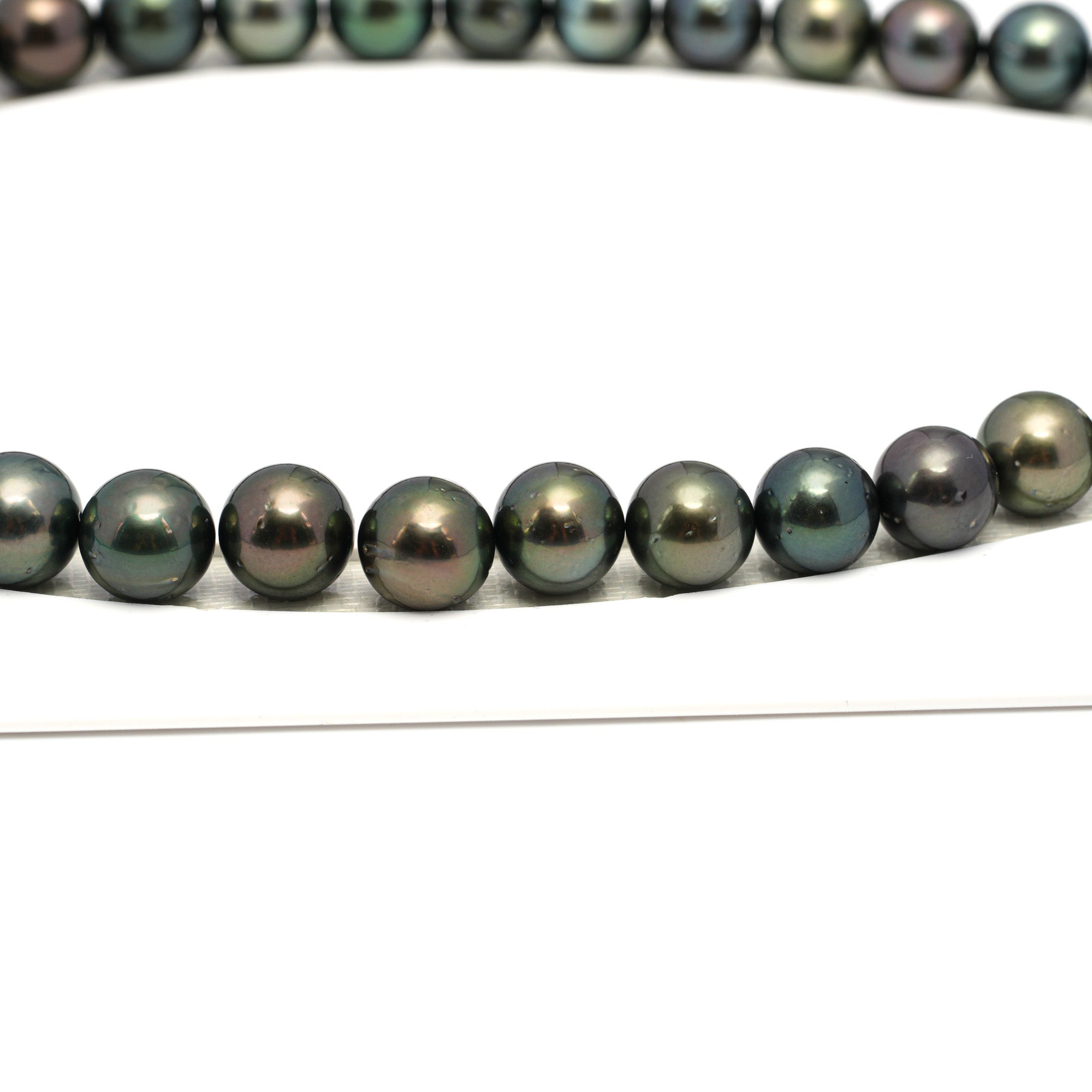 38pcs Green Mix 11-12mm - RSR AA/AAA Quality Tahitian Pearl Necklace NL1655