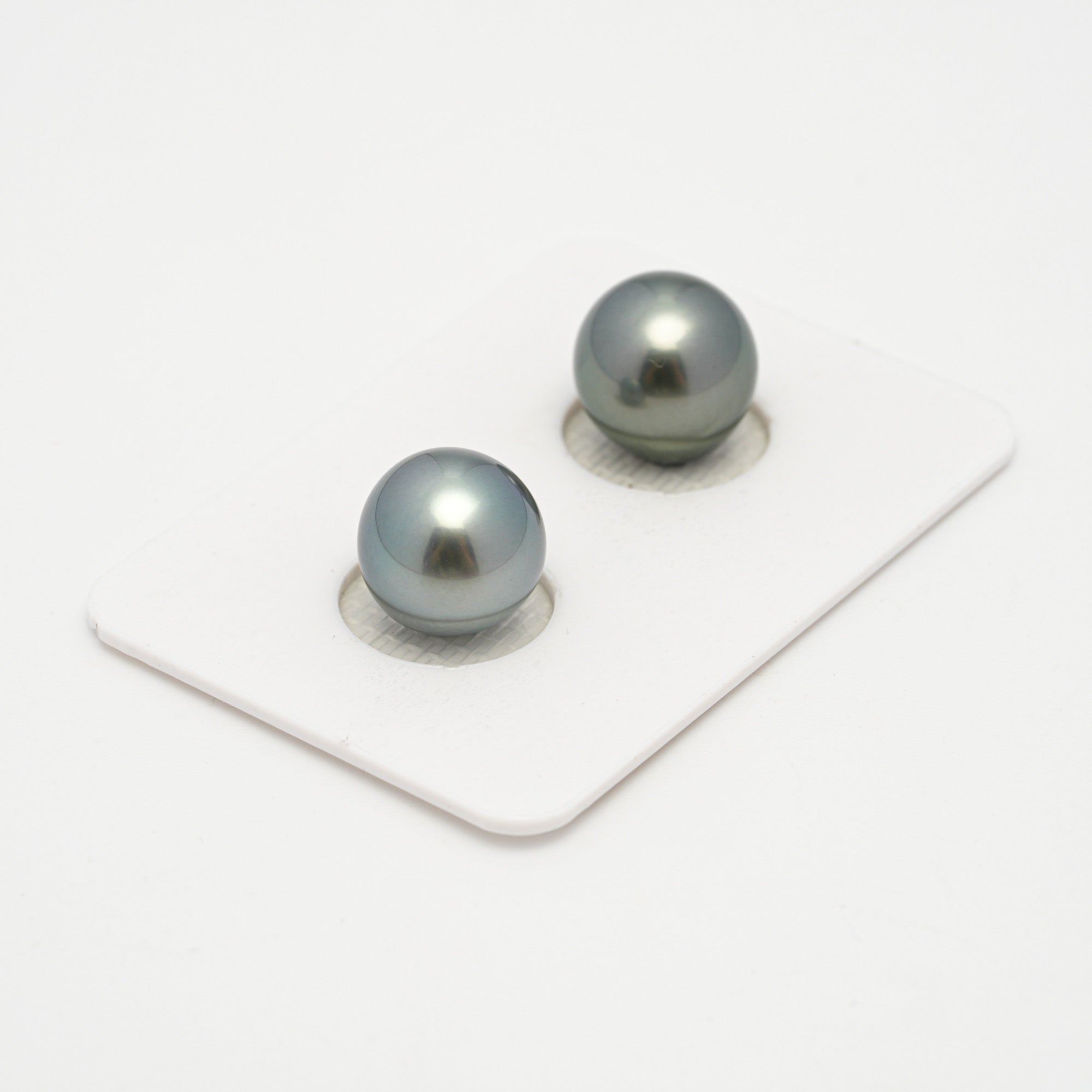 2pcs Light Blue 10.6-10.8mm - SR/NR AAA Quality Tahitian Pearl Pair ER1633 OR11