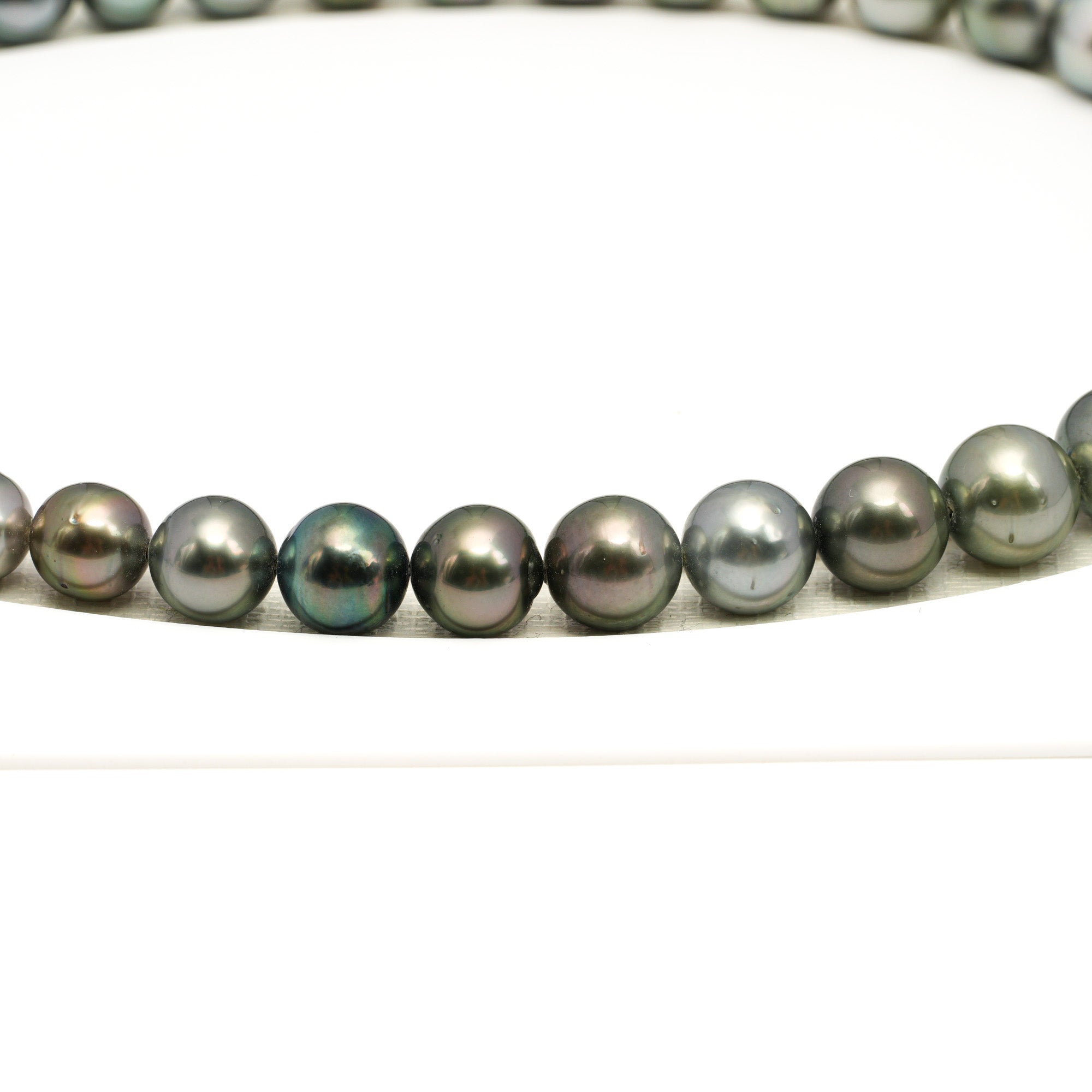 Tahitian Pearls CMWPEARLS