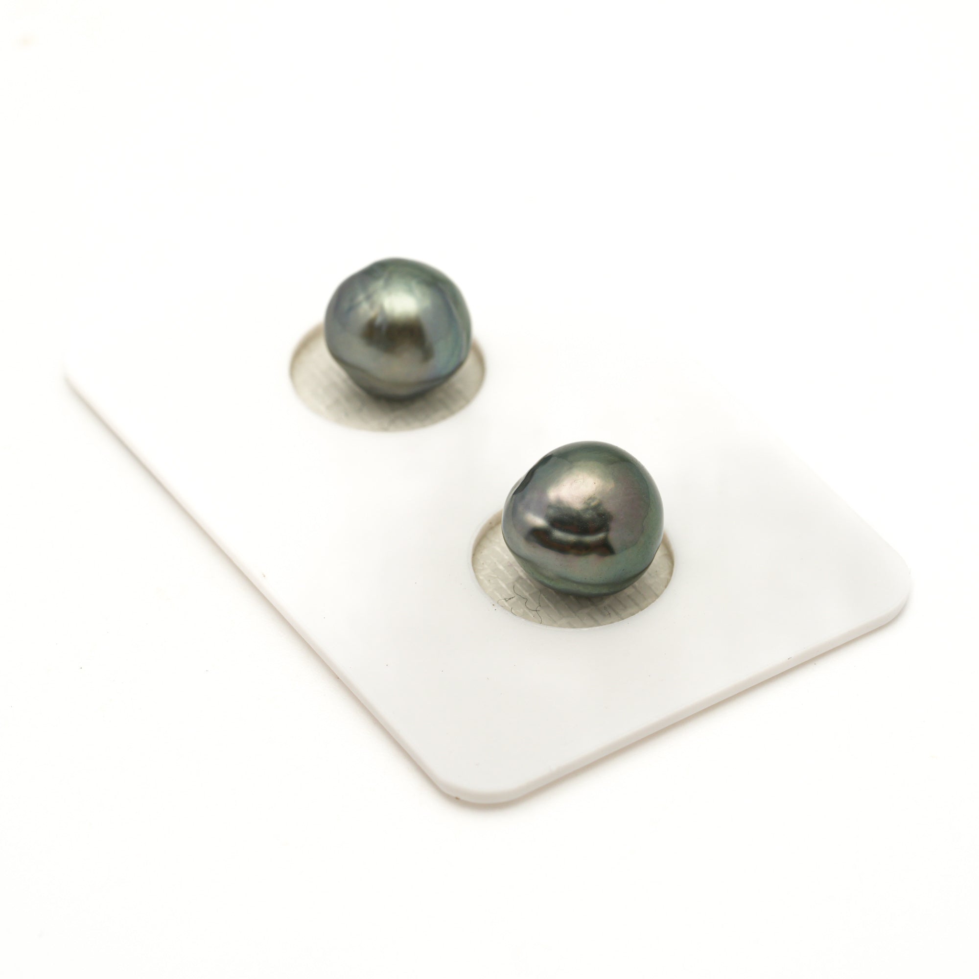 2pcs "Mid Luster" Green 9.1-9.5mm - BQ AAA Quality Tahitian Pearl Pair ER1951 LP4