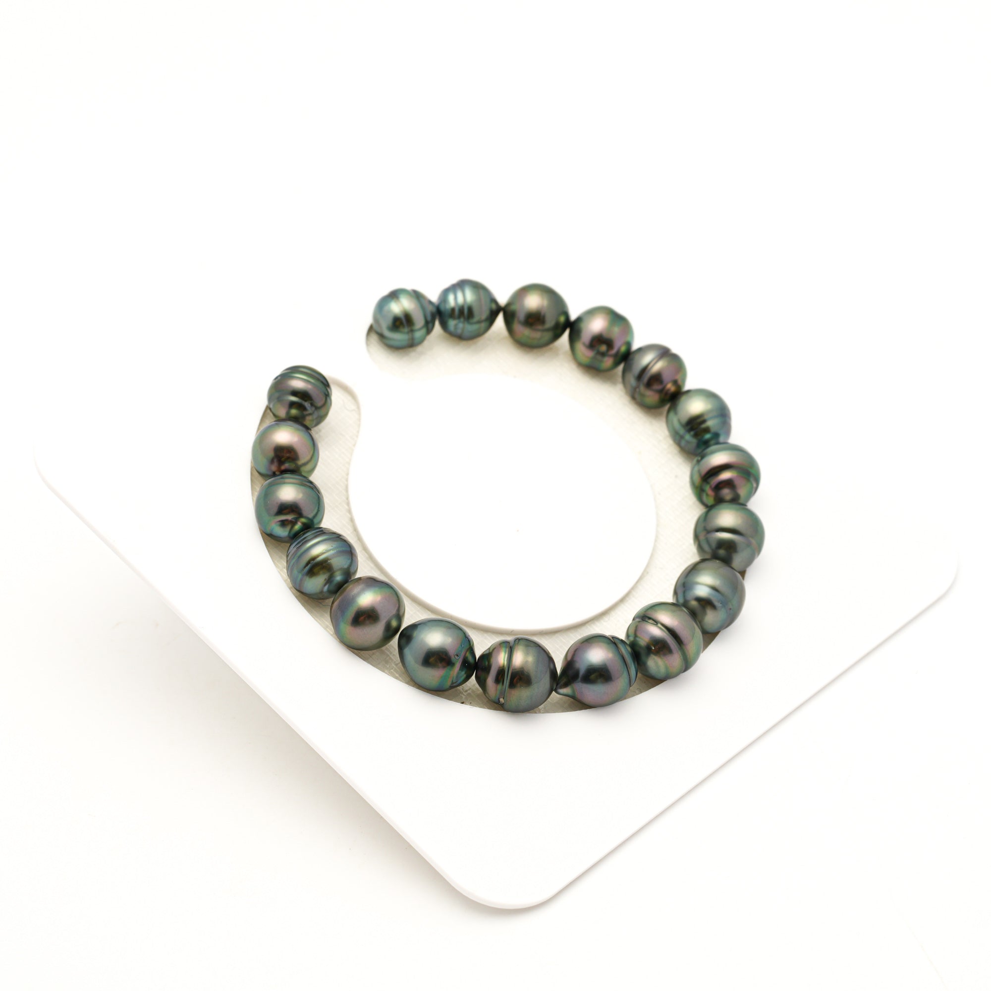 18pcs "Mid Luster" Green 8-10mm - SB/CL AAA/AA Quality Tahitian Pearl Bracelet BR2525 LP4