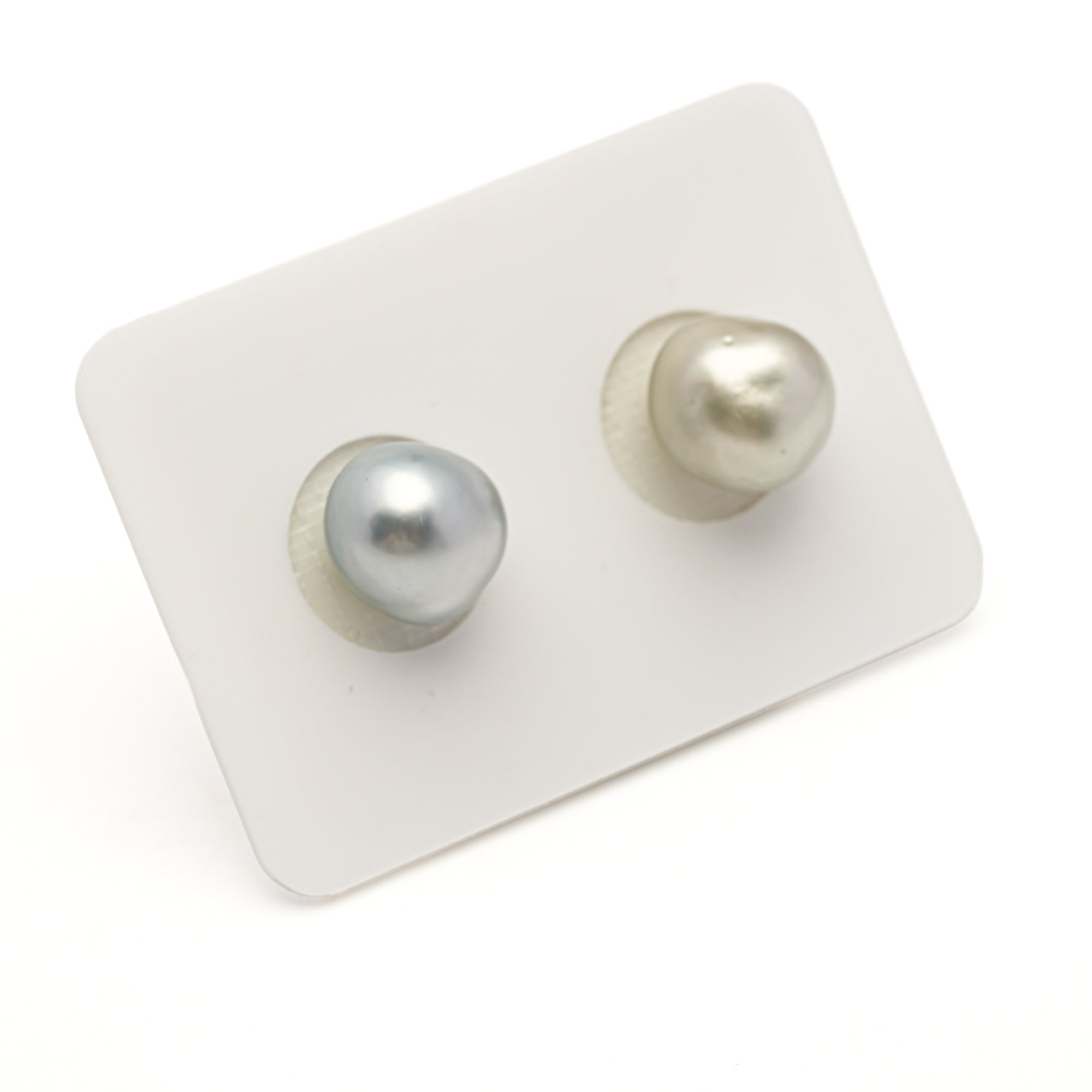 2pcs Silver Light 9.9-10.1mm - BQ AAA Quality Tahitian Pearl Pair ER1979 LP3
